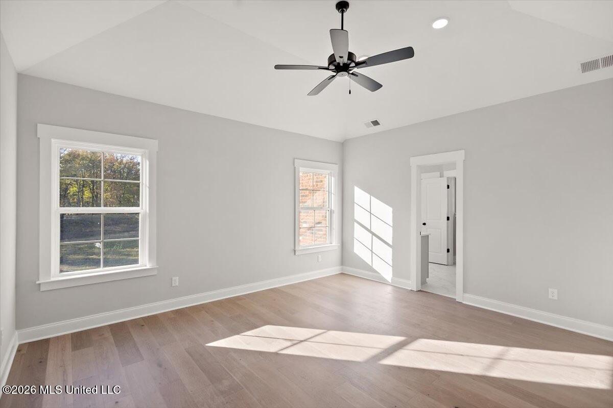 1347 Creekside Lane Property Photo 16