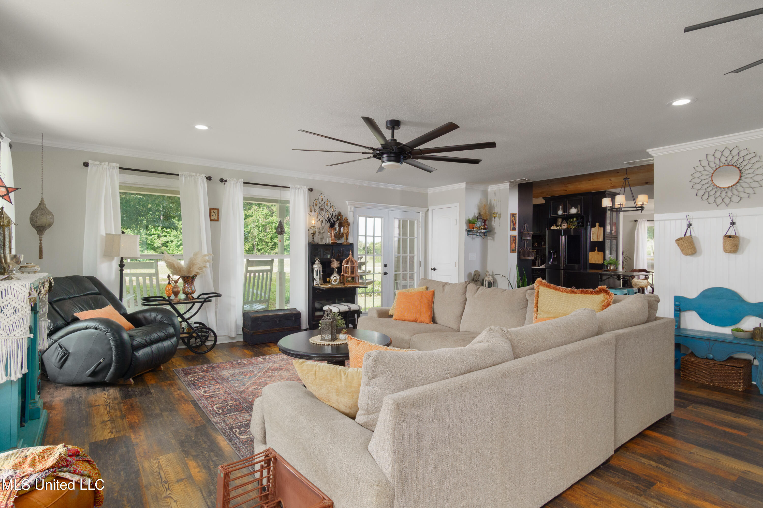 5211 Agricola Latonia Road Property Photo 6