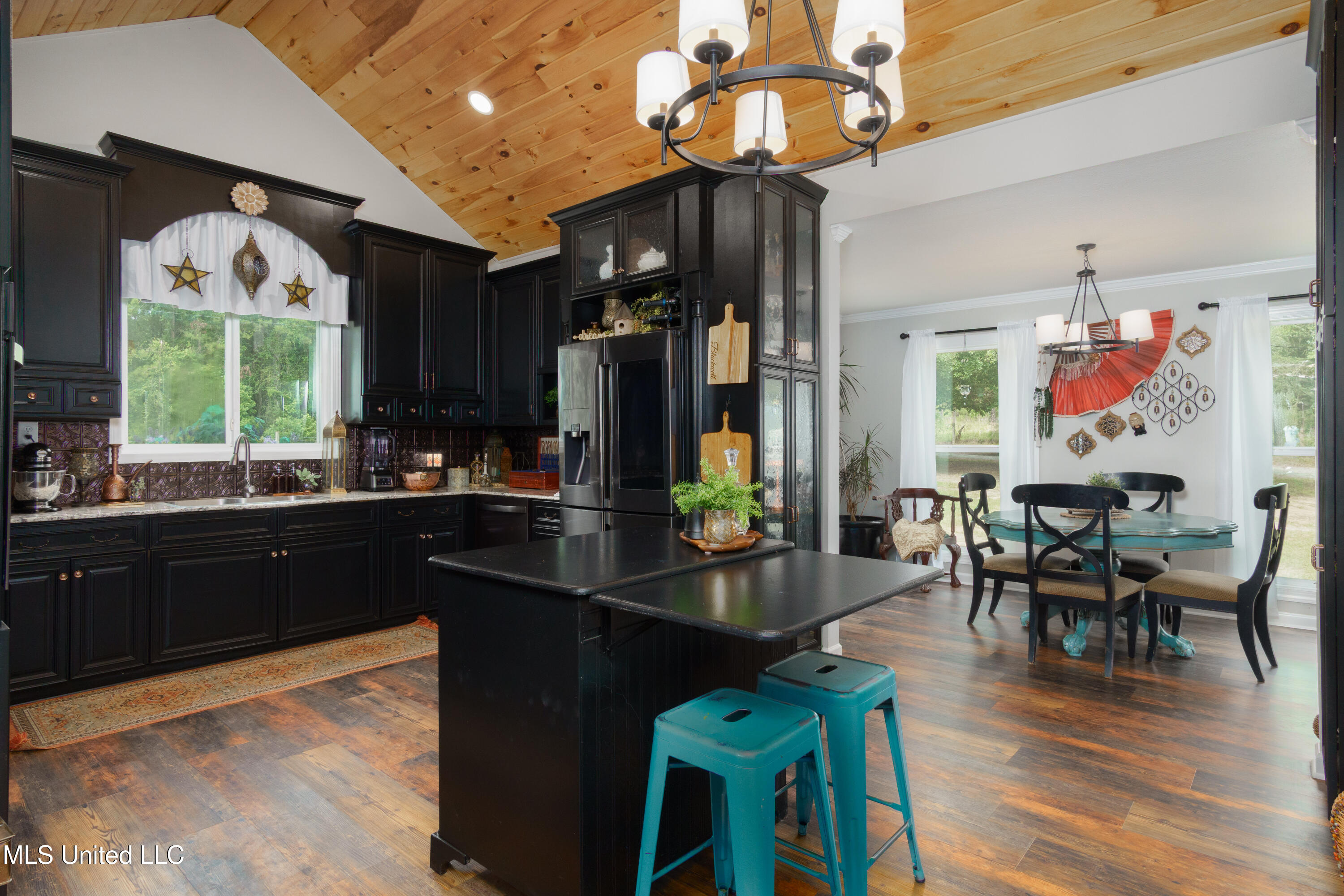 5211 Agricola Latonia Road Property Photo 7