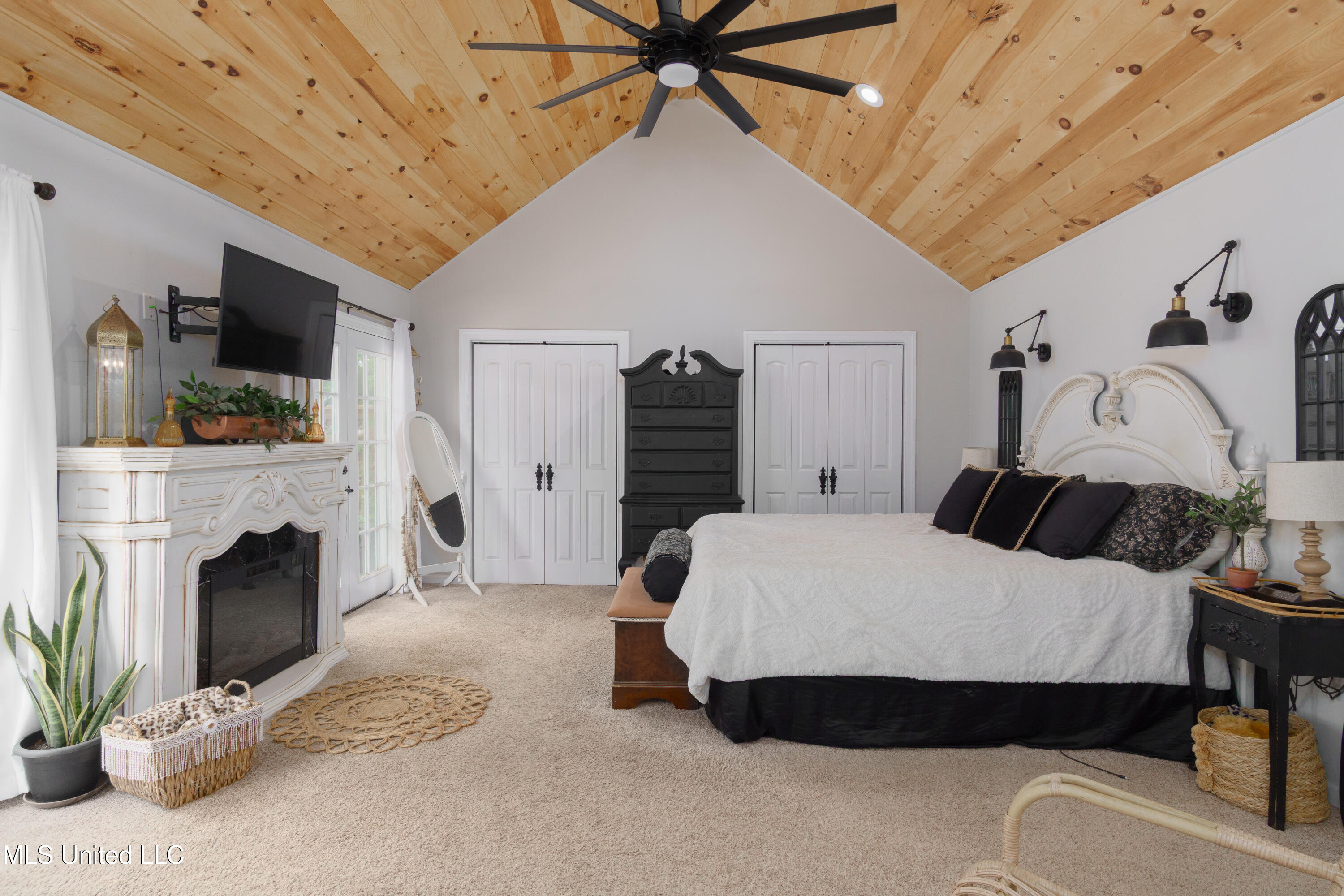 5211 Agricola Latonia Road Property Photo 14