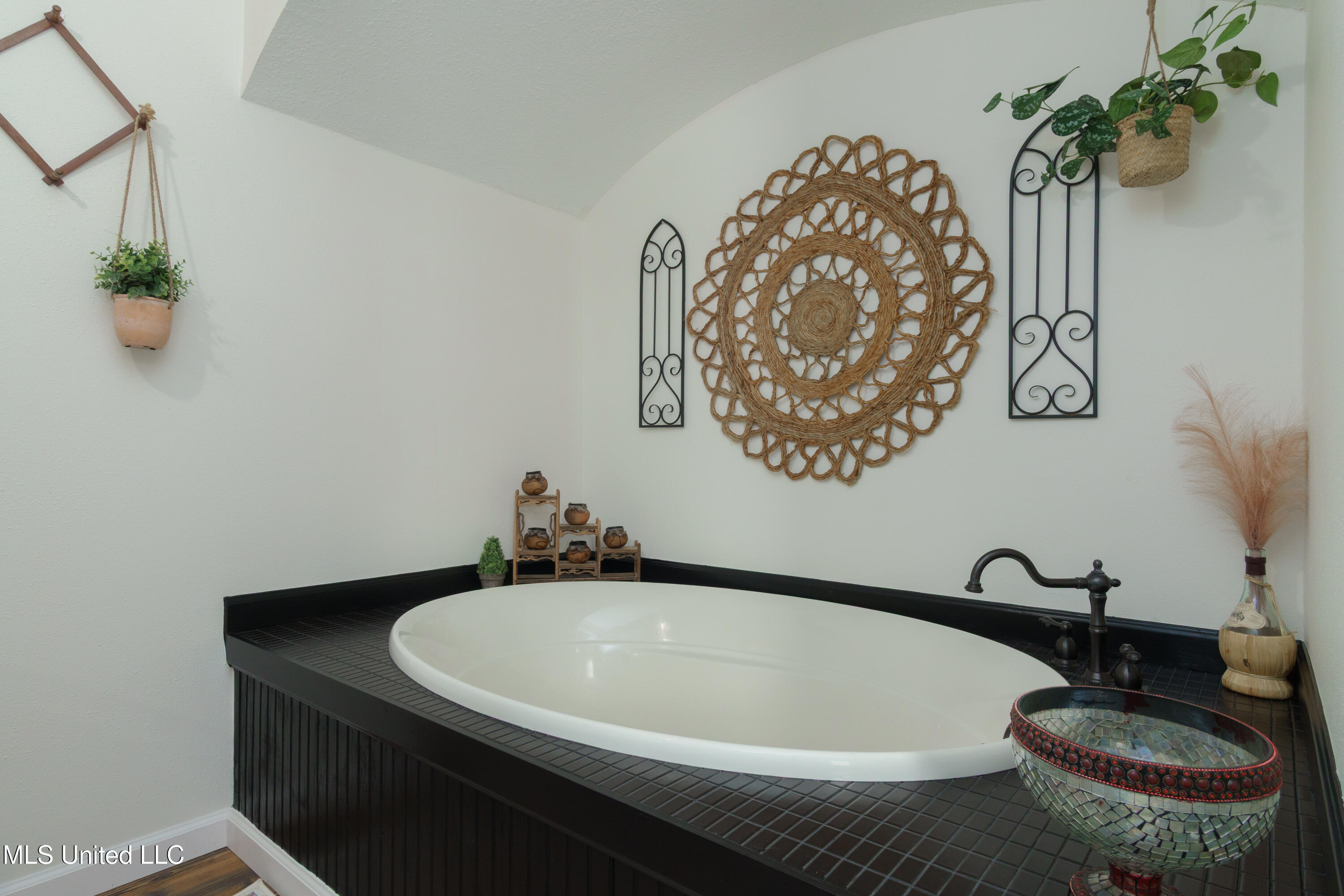 5211 Agricola Latonia Road Property Photo 27