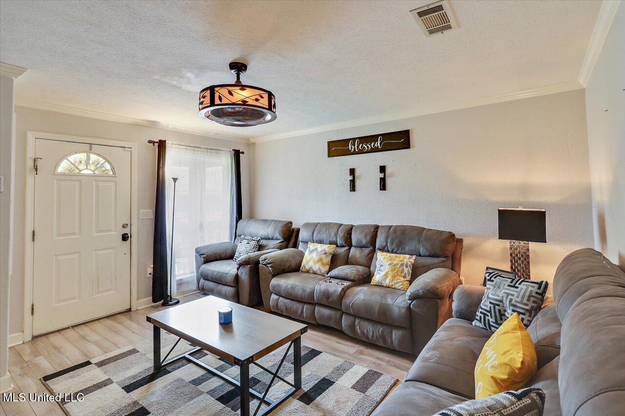 210 Terry Brook Drive Property Photo 8