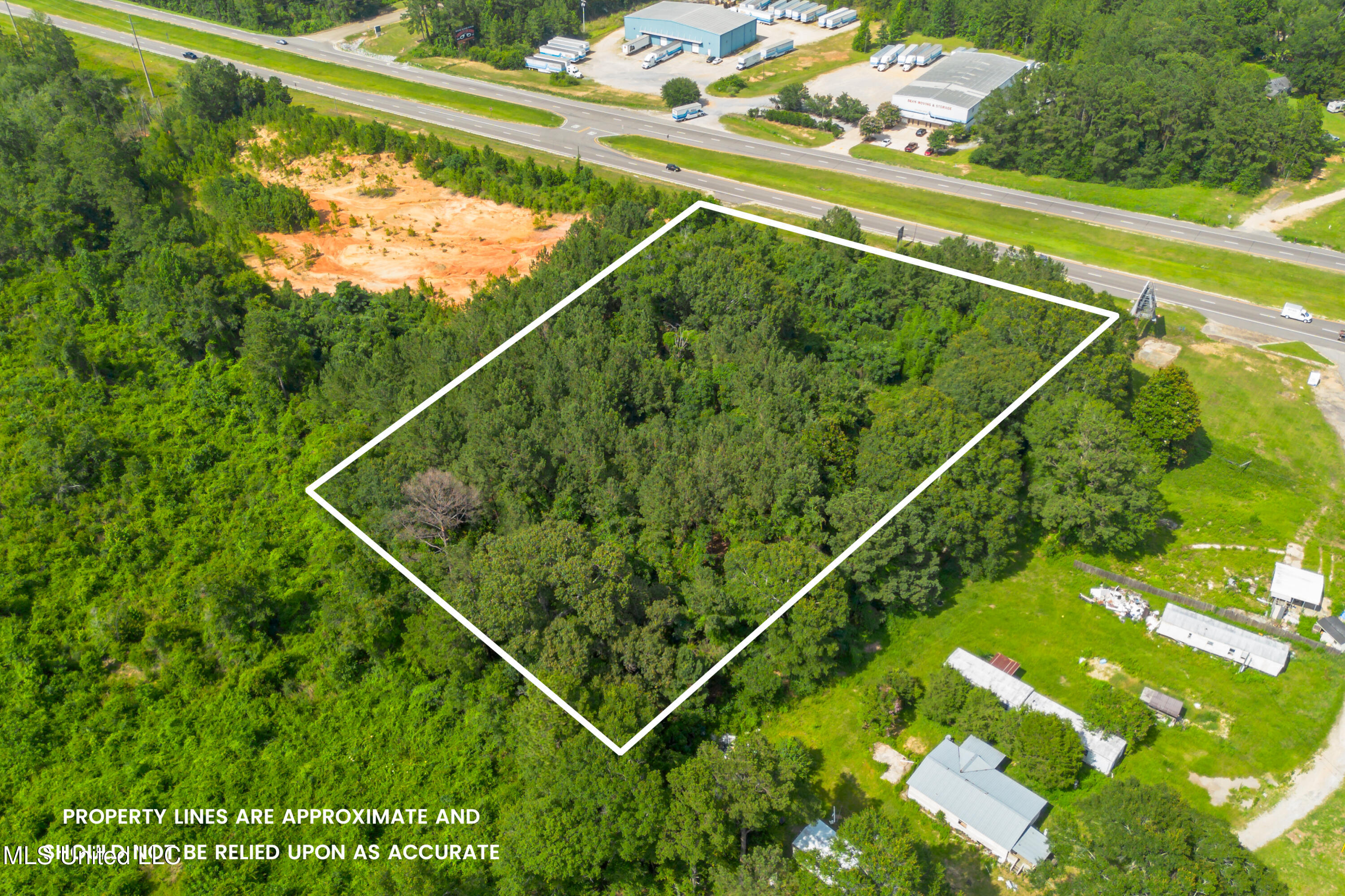 4883 U S Highway 49 Property Photo 5