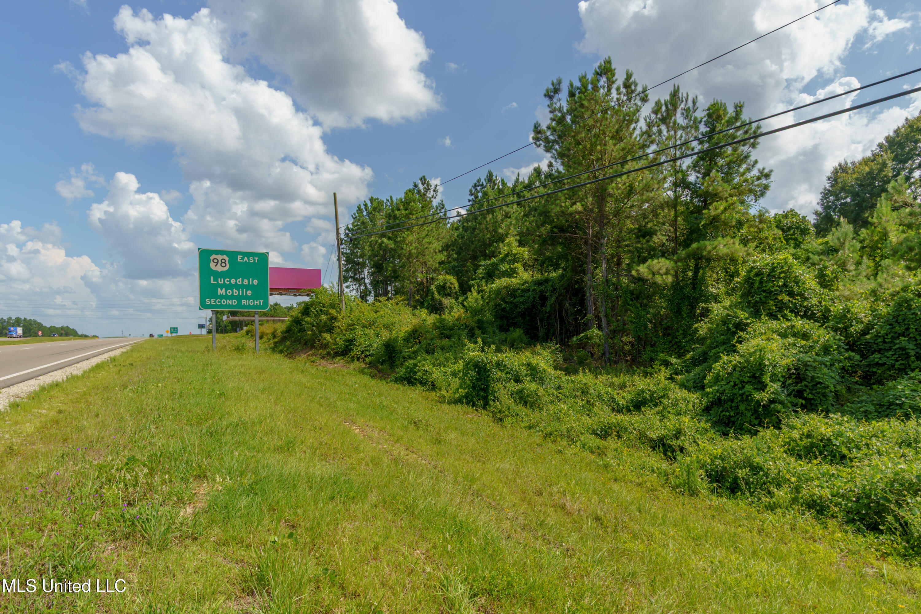 4883 U S Highway 49 Property Photo 7
