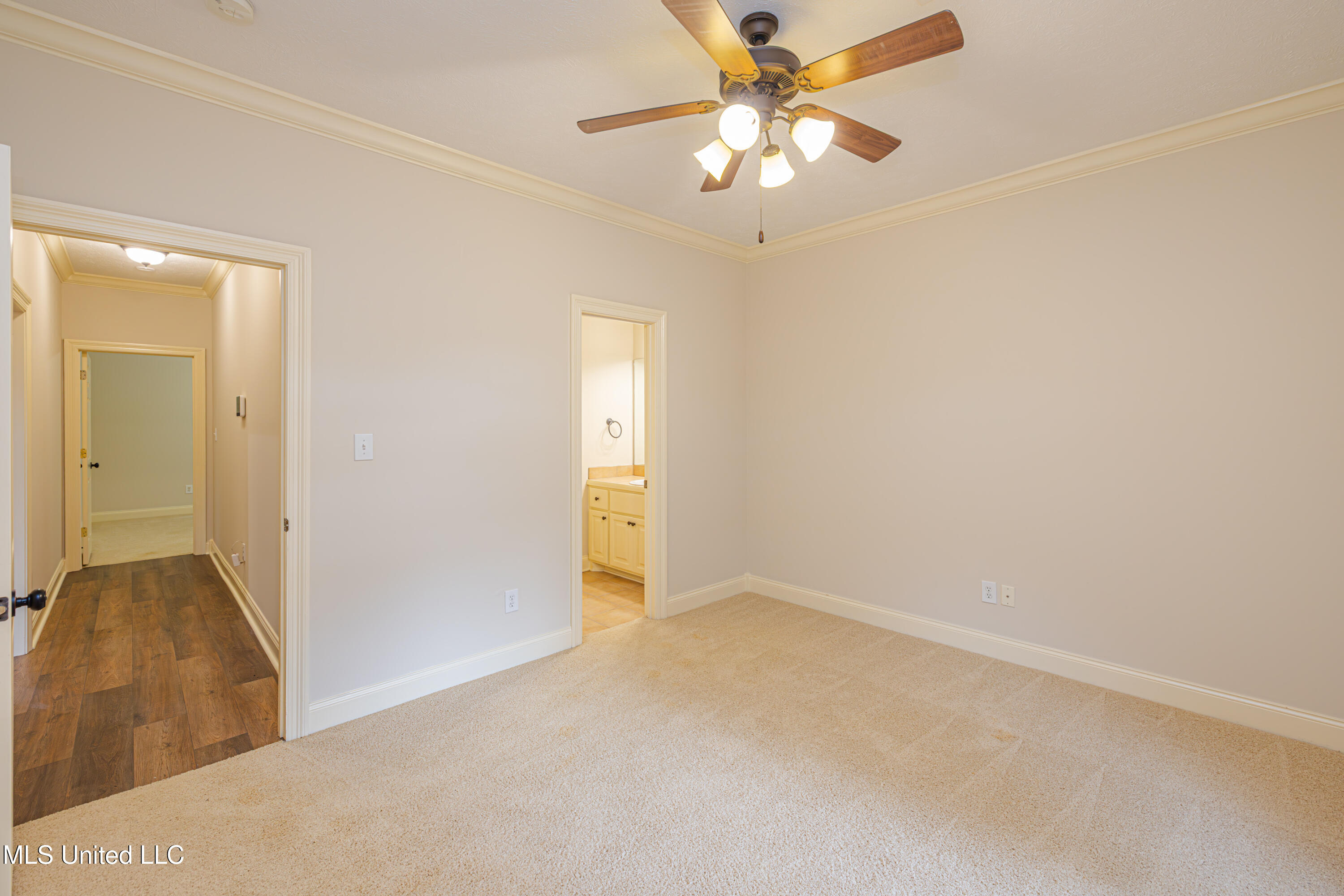 130 Covey Run Property Photo 30