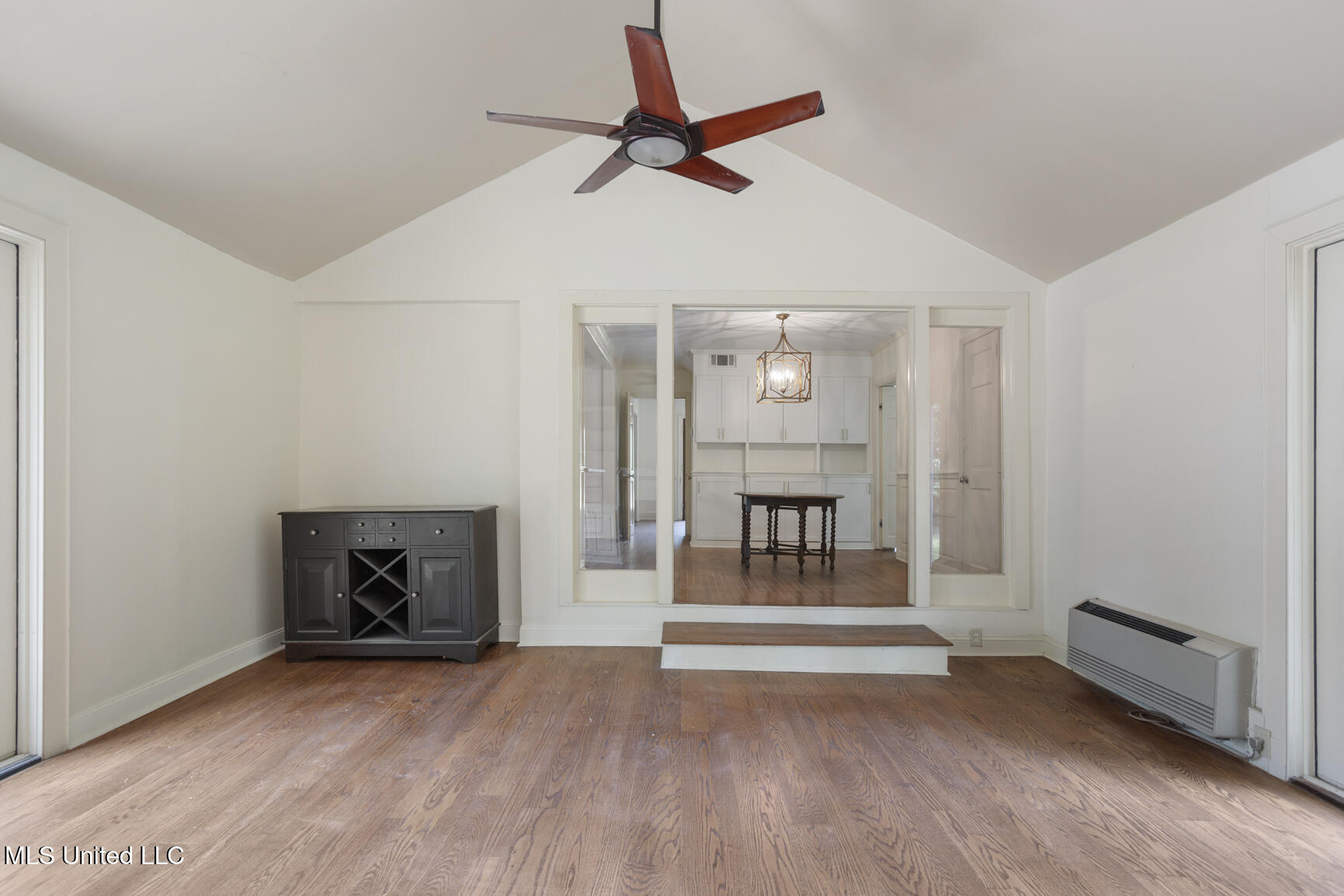 3831 Tyrone Drive Property Photo 10