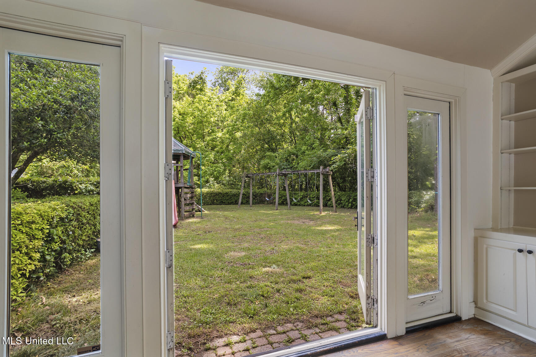 3831 Tyrone Drive Property Photo 12