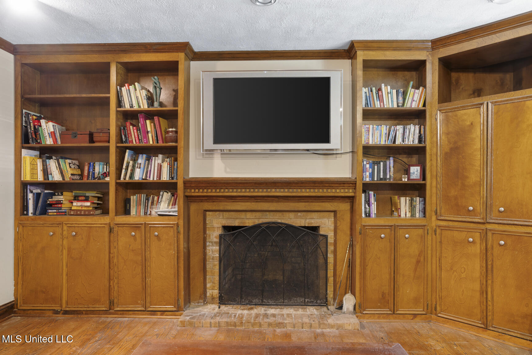 3831 Tyrone Drive Property Photo 14