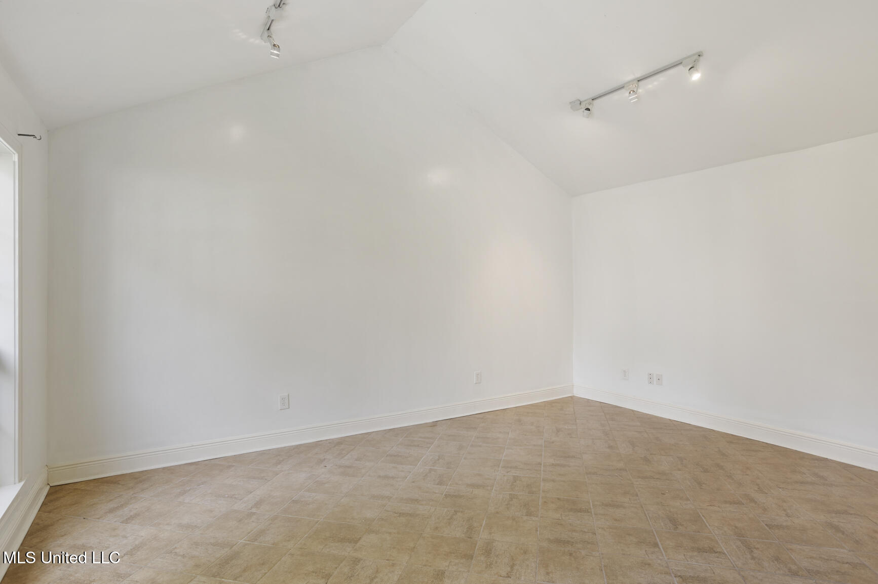 3831 Tyrone Drive Property Photo 22