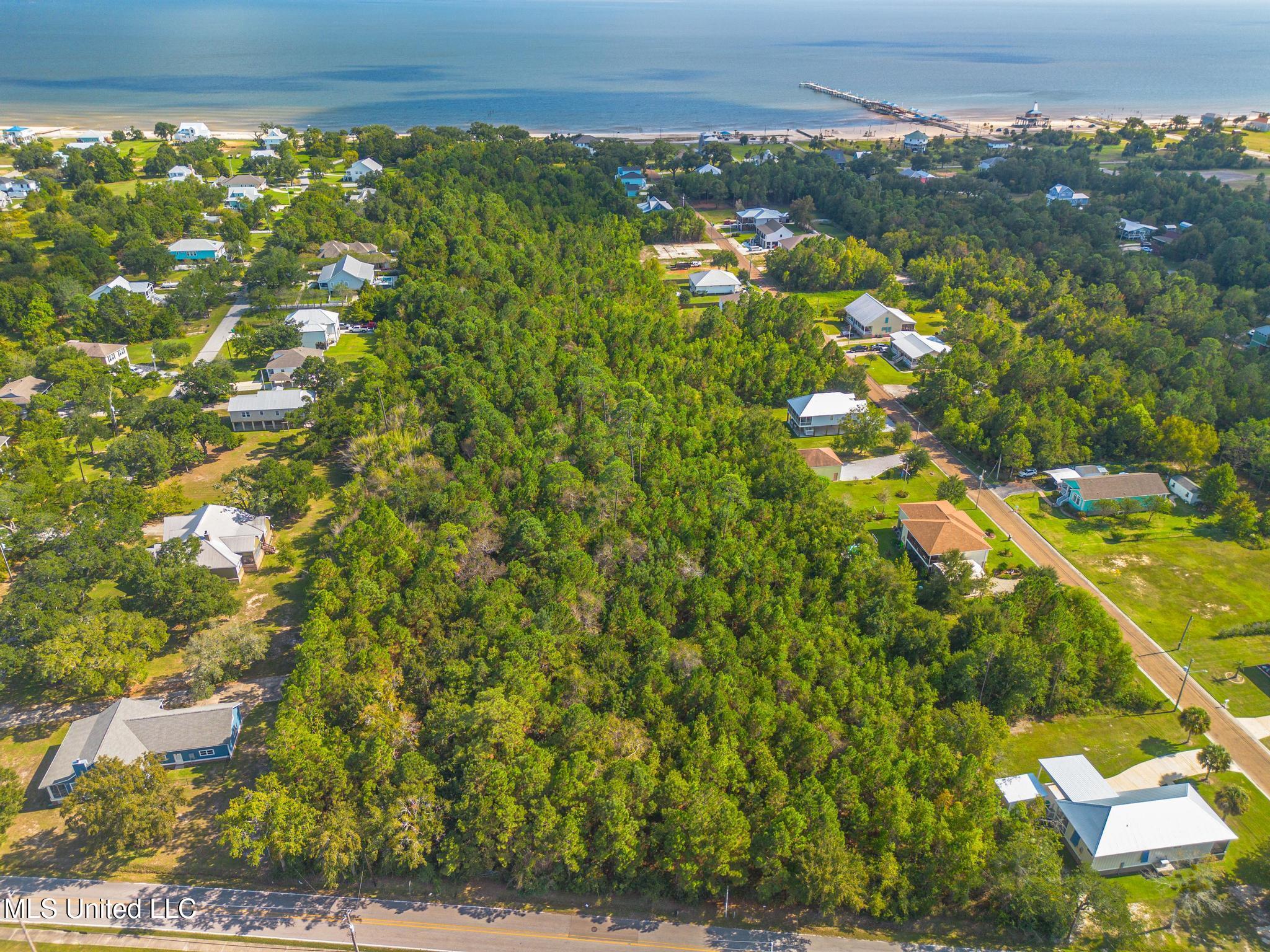 305 N Beach Boulevard Property Photo 17