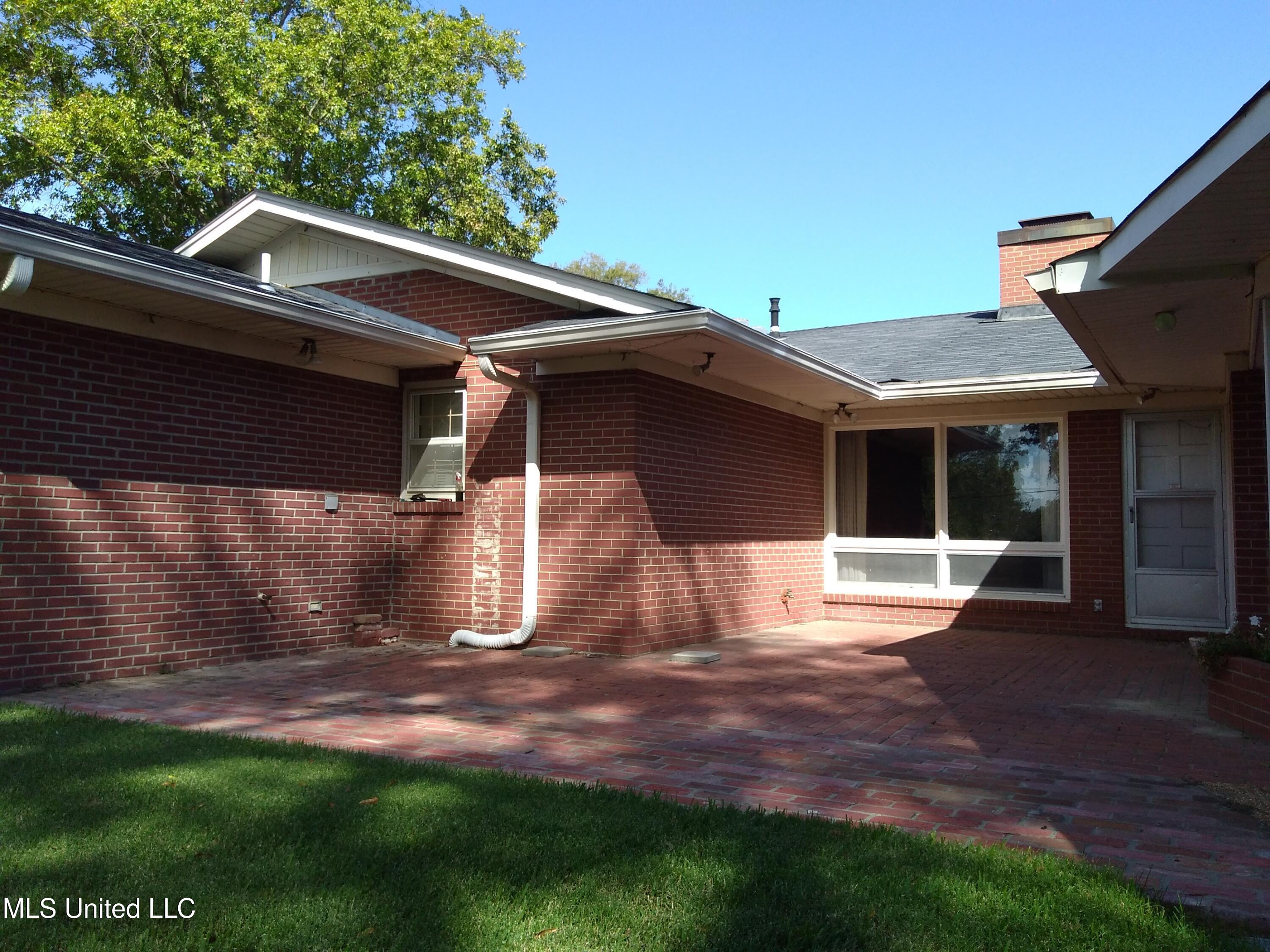 6 Morningside Drive Property Photo 8