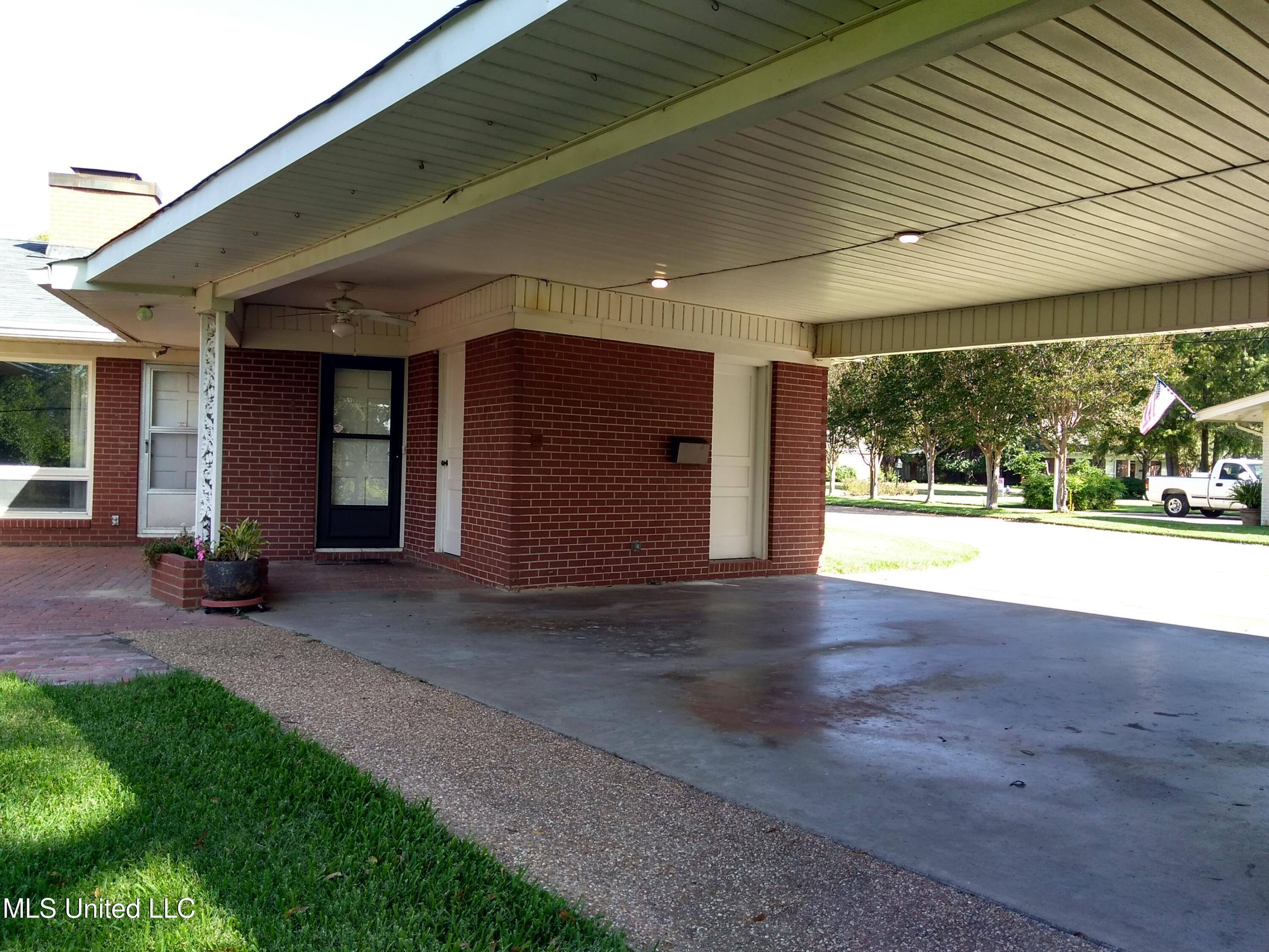6 Morningside Drive Property Photo 13