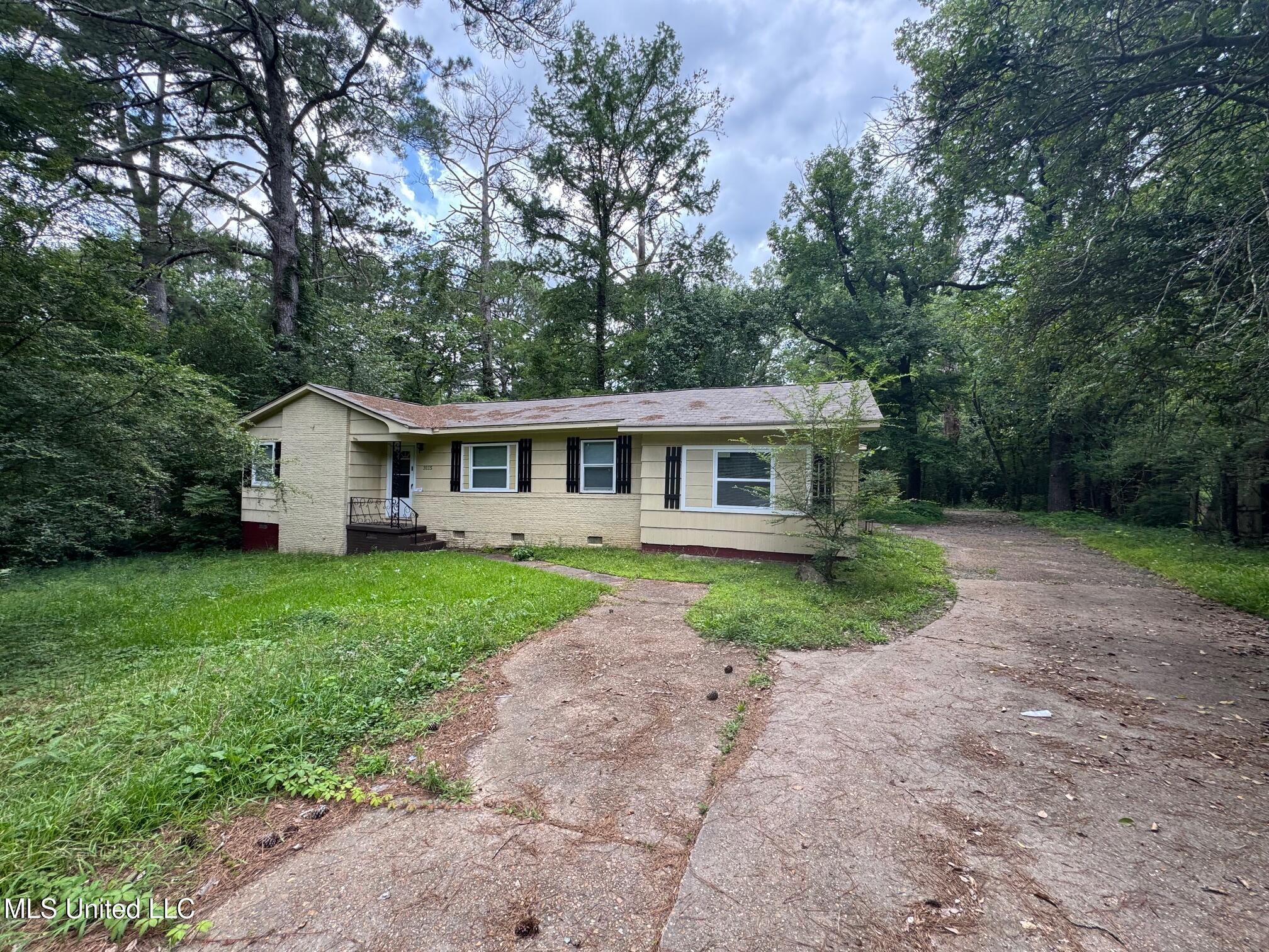 3115 Shirley Drive Property Photo 1