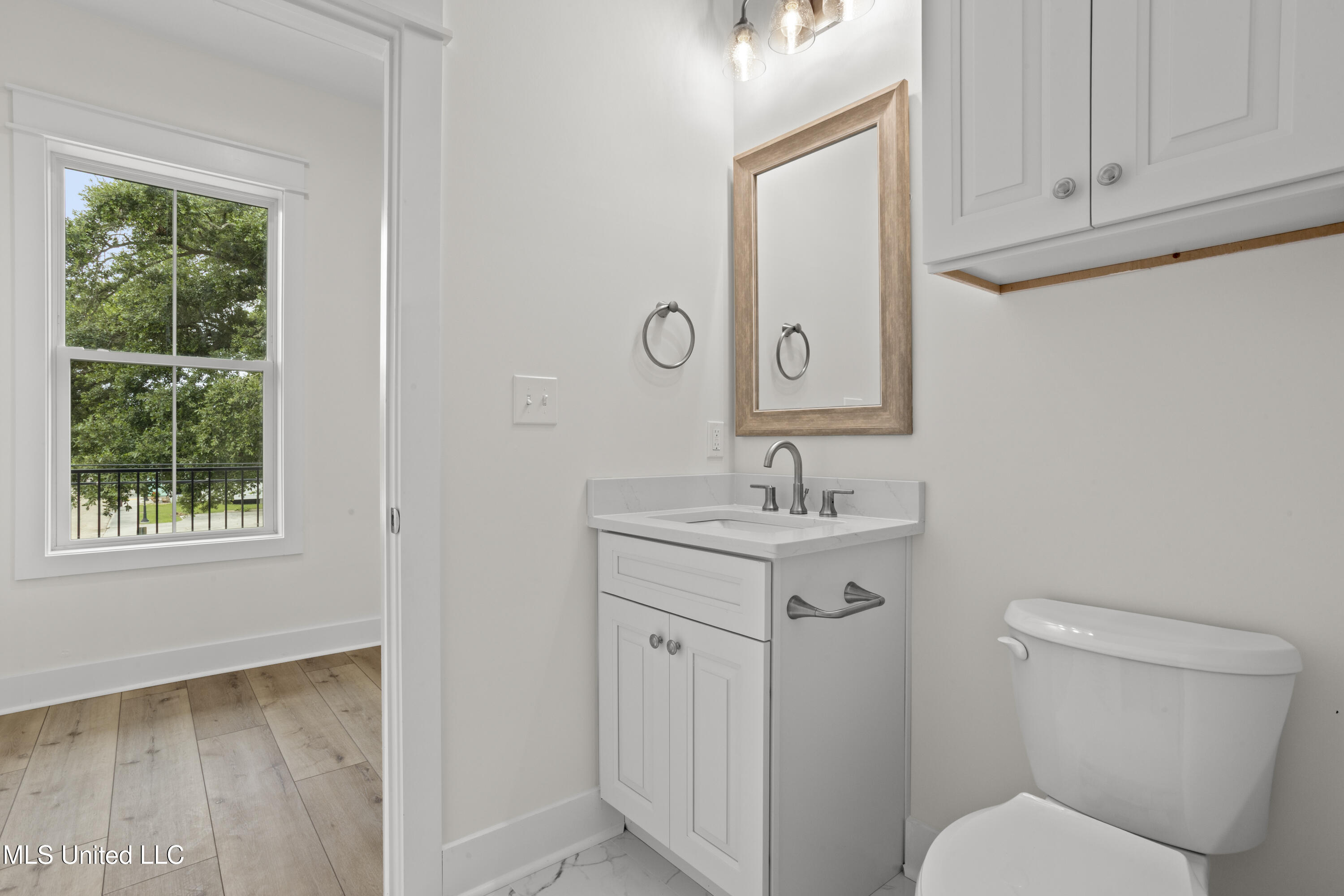 124 Court Unit #206 Street Property Photo 15