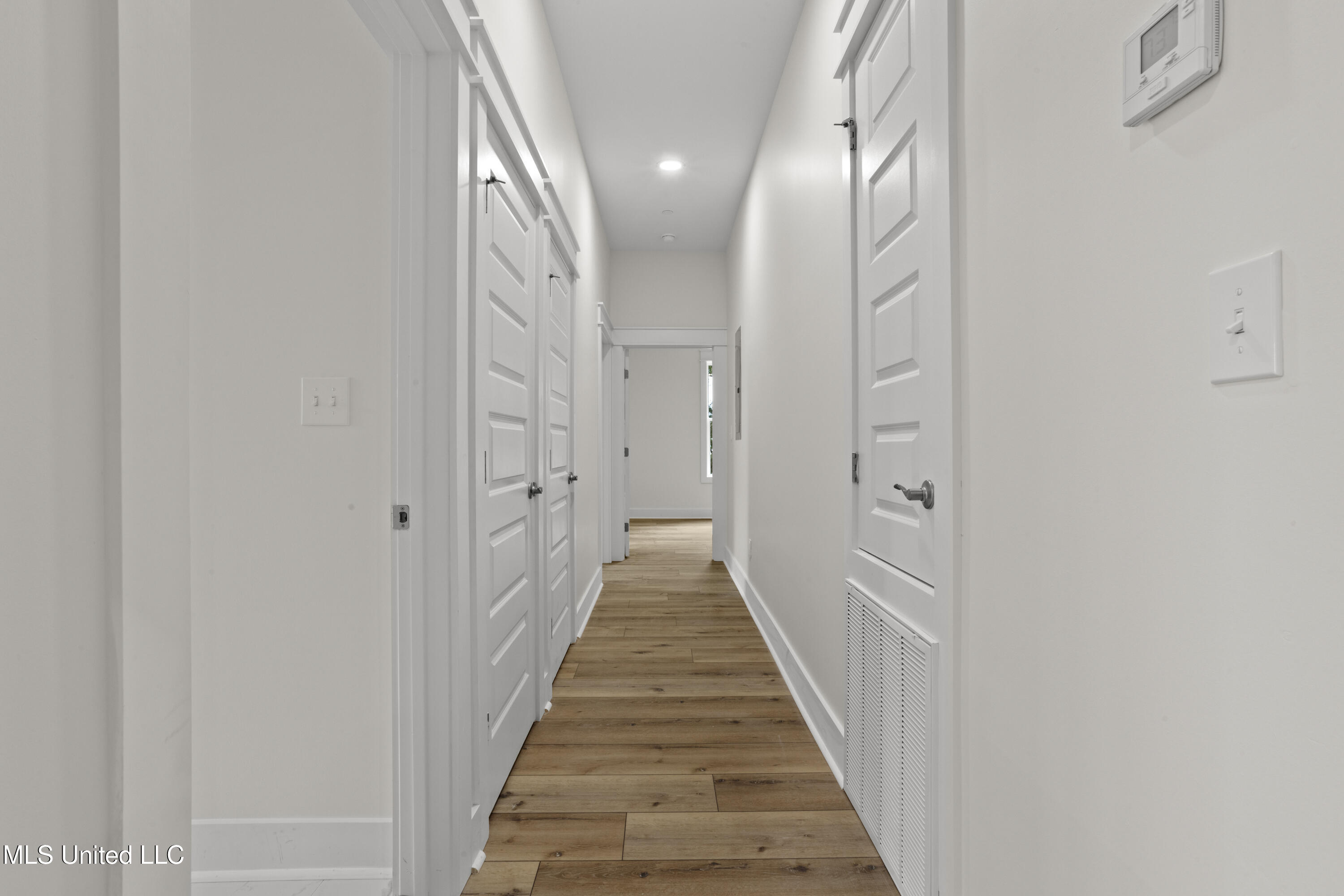 124 Court Unit #206 Street Property Photo 18