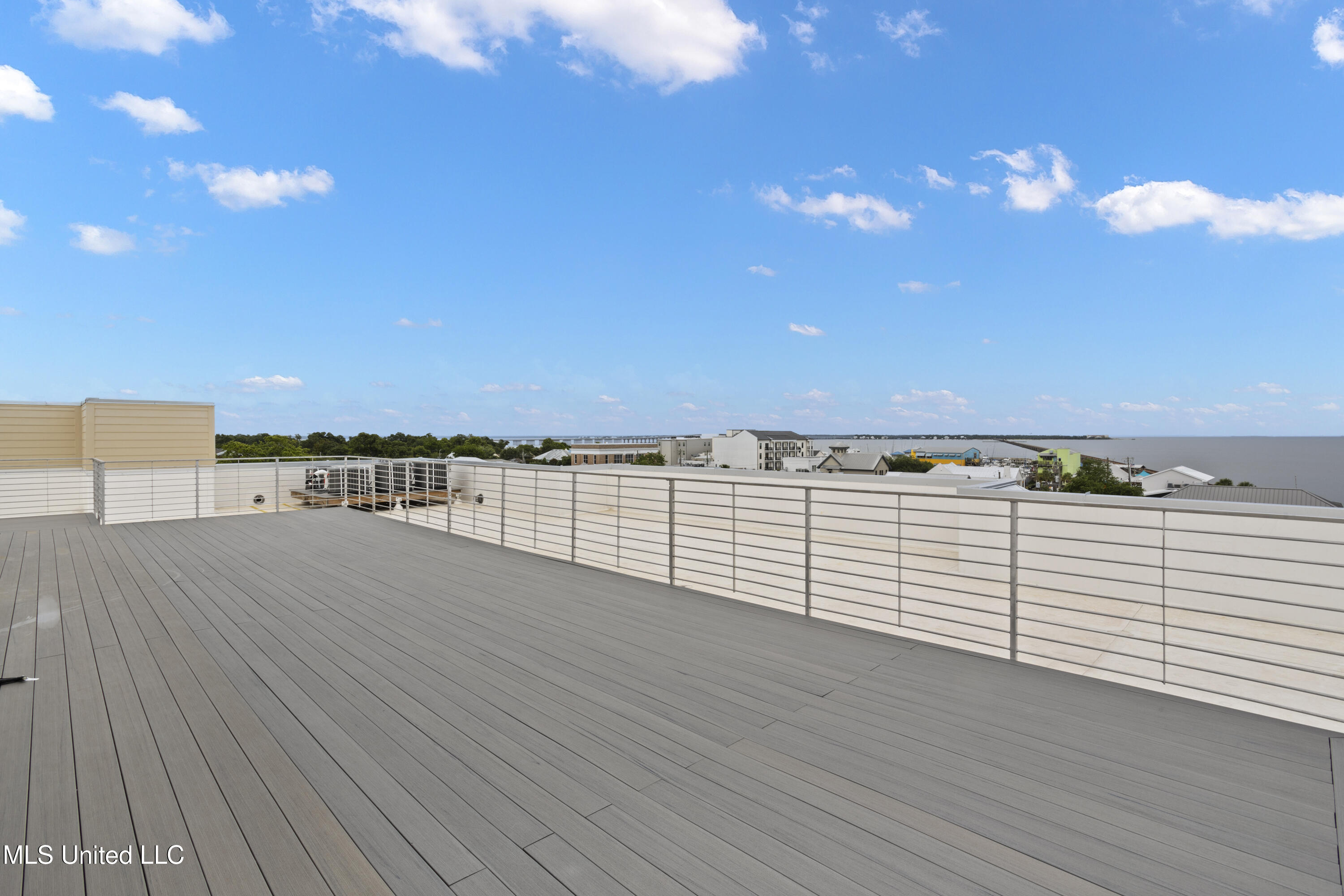 124 Court Unit #206 Street Property Photo 33