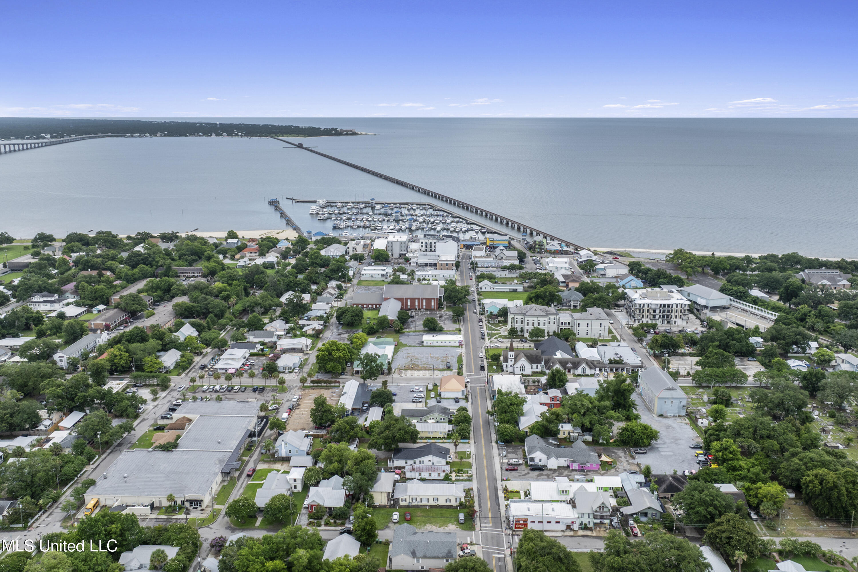 124 Court Unit #206 Street Property Photo 60