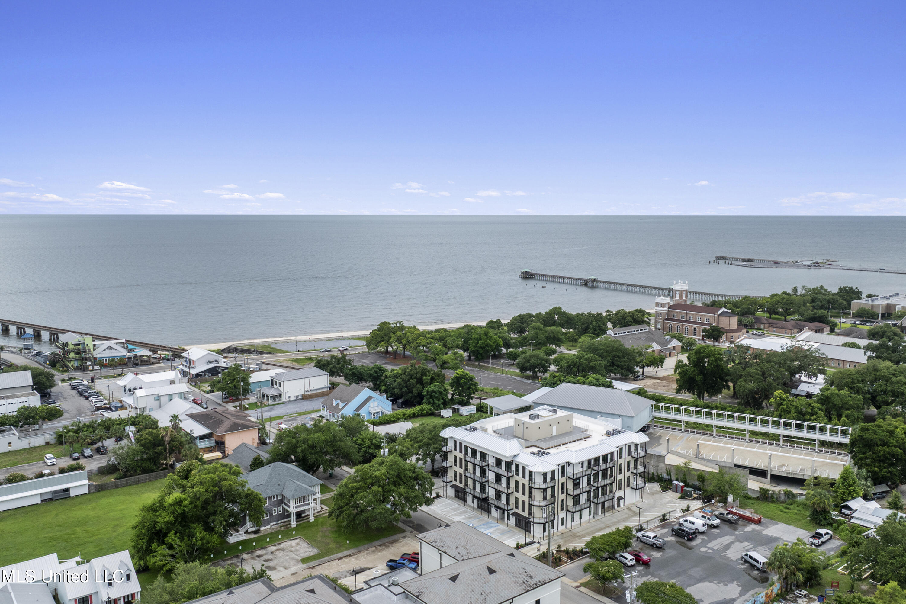 124 Court Unit #206 Street Property Photo 63