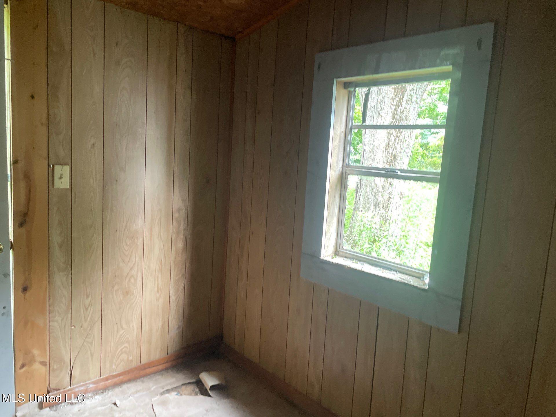 1717 9th Avenue Property Photo 8