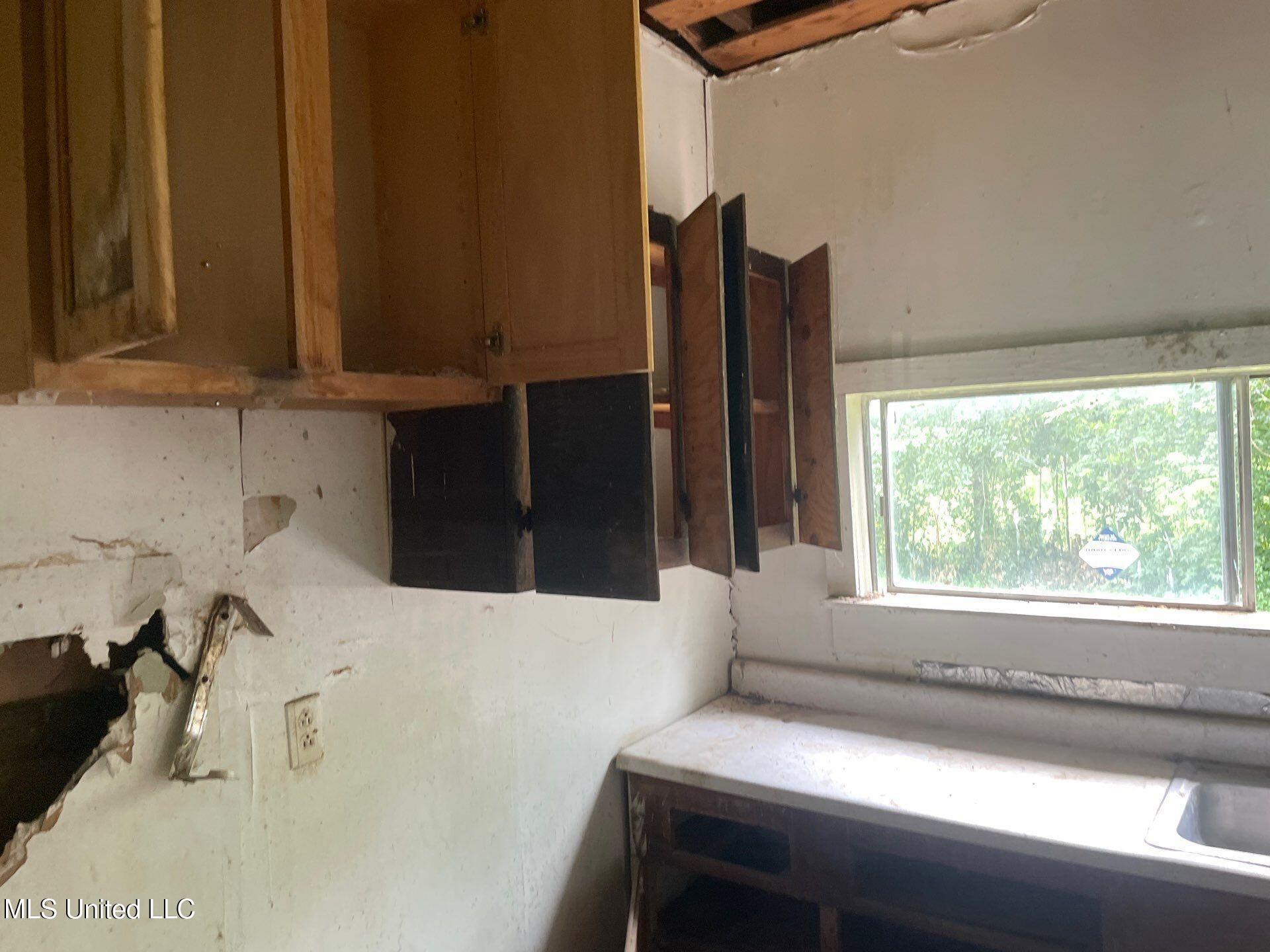 1717 9th Avenue Property Photo 11