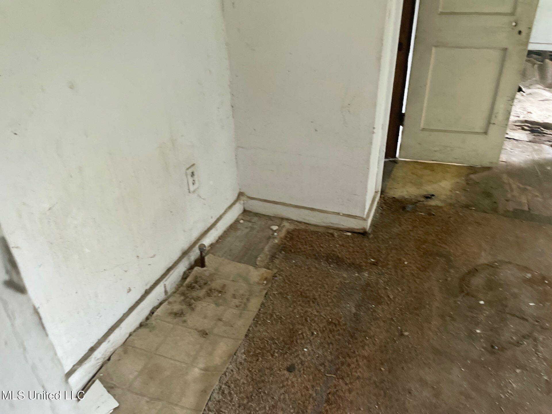 1717 9th Avenue Property Photo 12