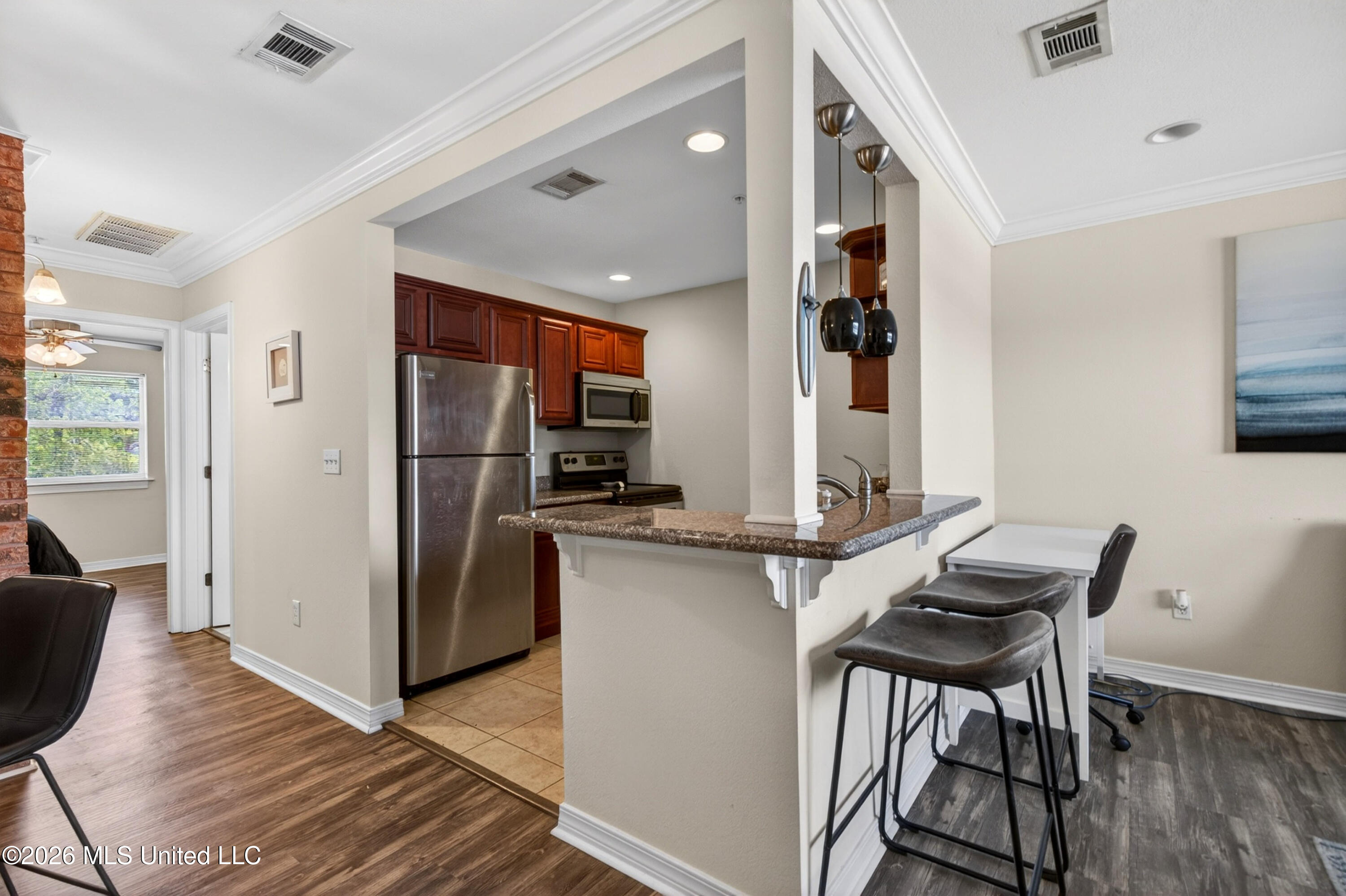 1282 Beach Boulevard Property Photo 10