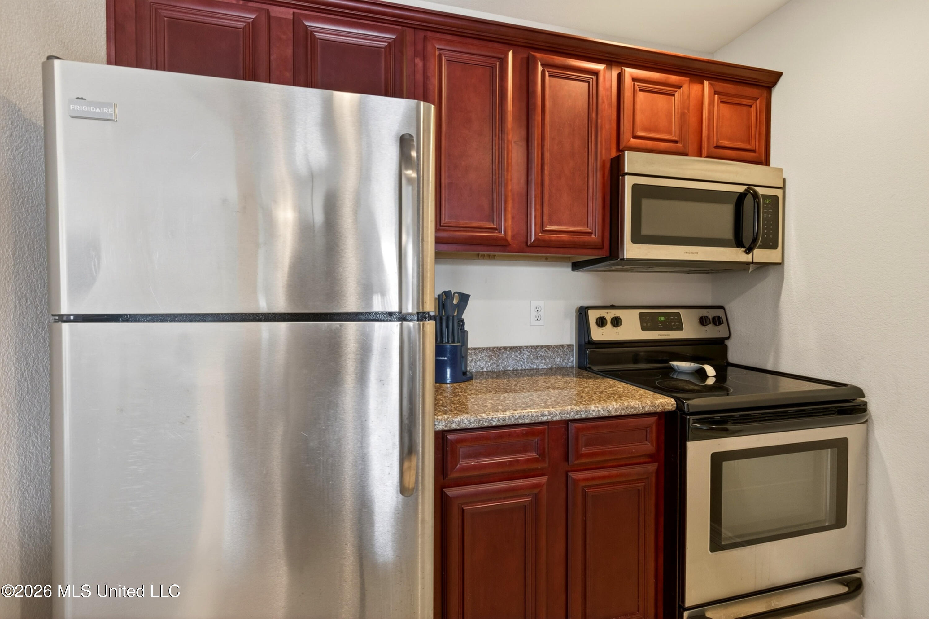 1282 Beach Boulevard Property Photo 13