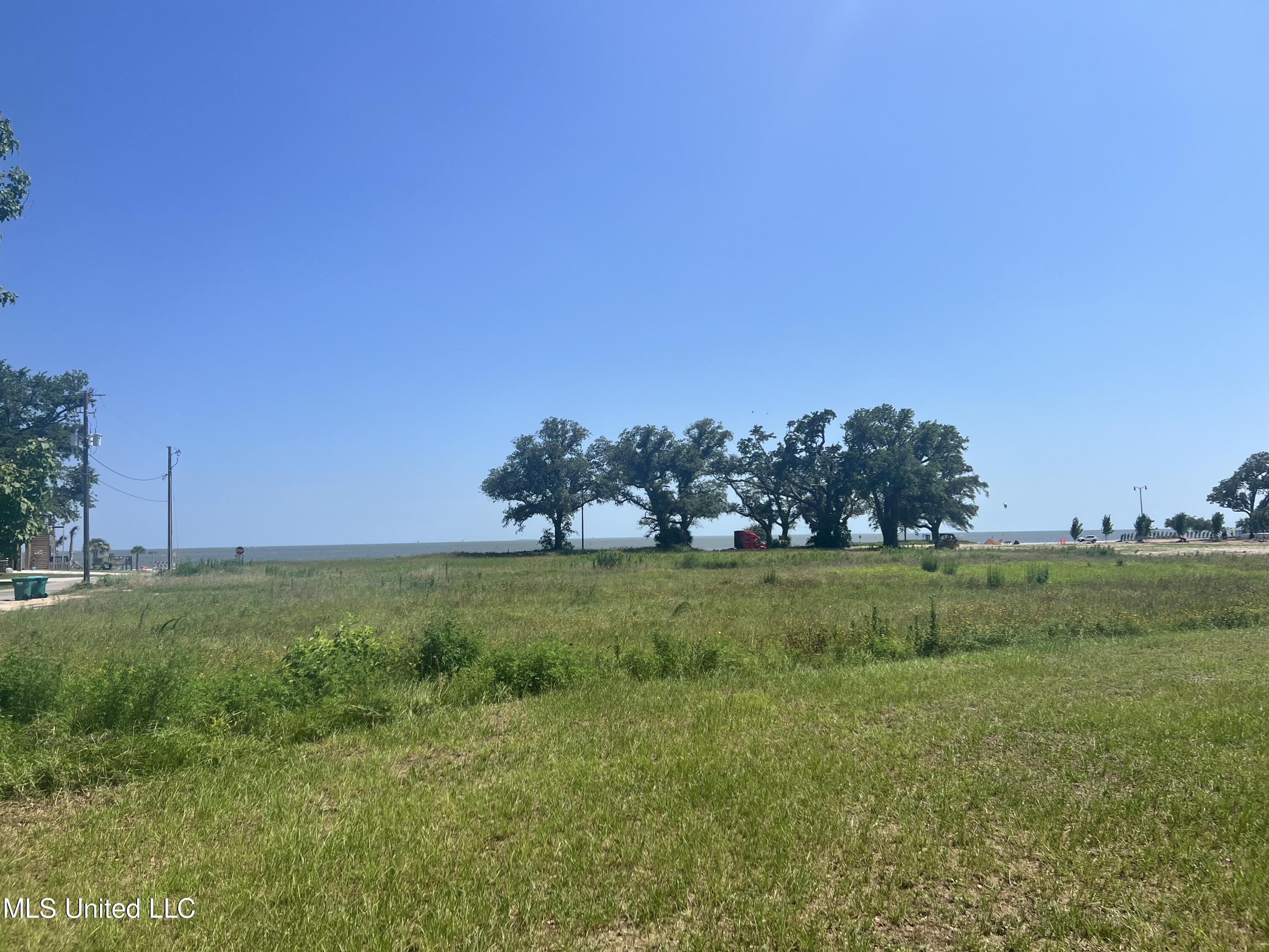 135 Arkansas Avenue Property Photo 4