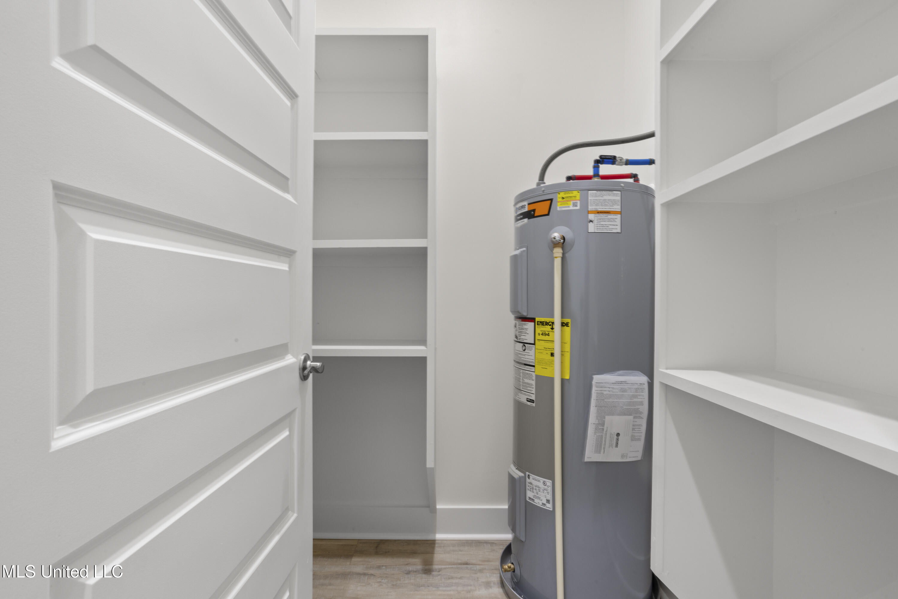 124 Court Unit #204 Street Property Photo 16