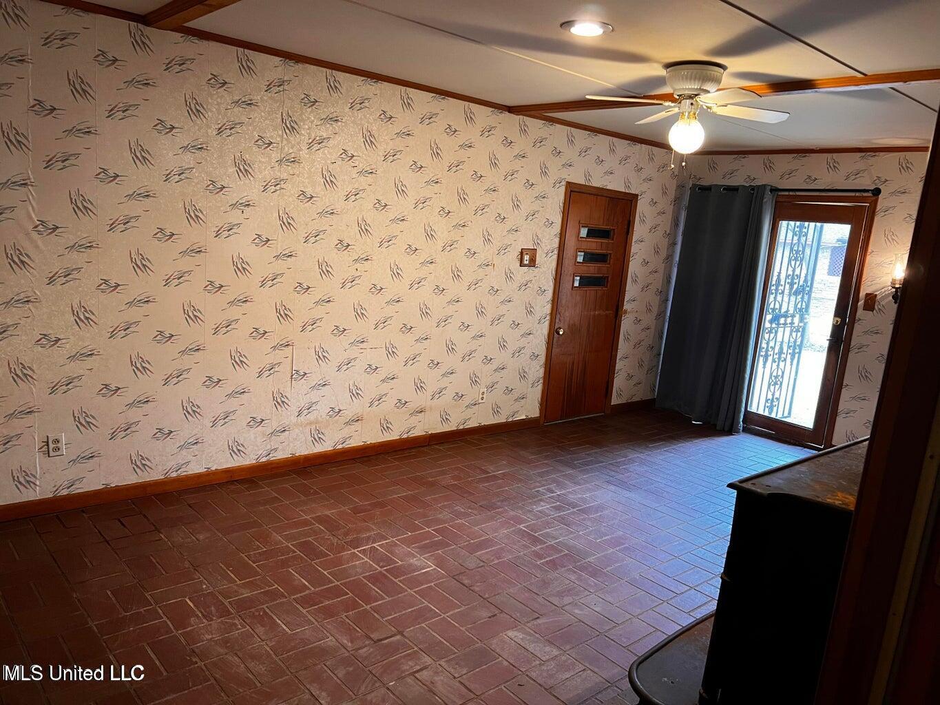 1404 Winchester Street Property Photo 12