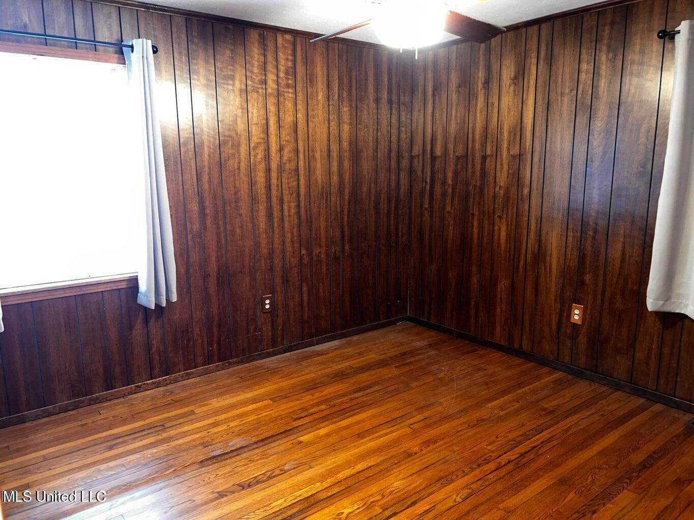 1404 Winchester Street Property Photo 26