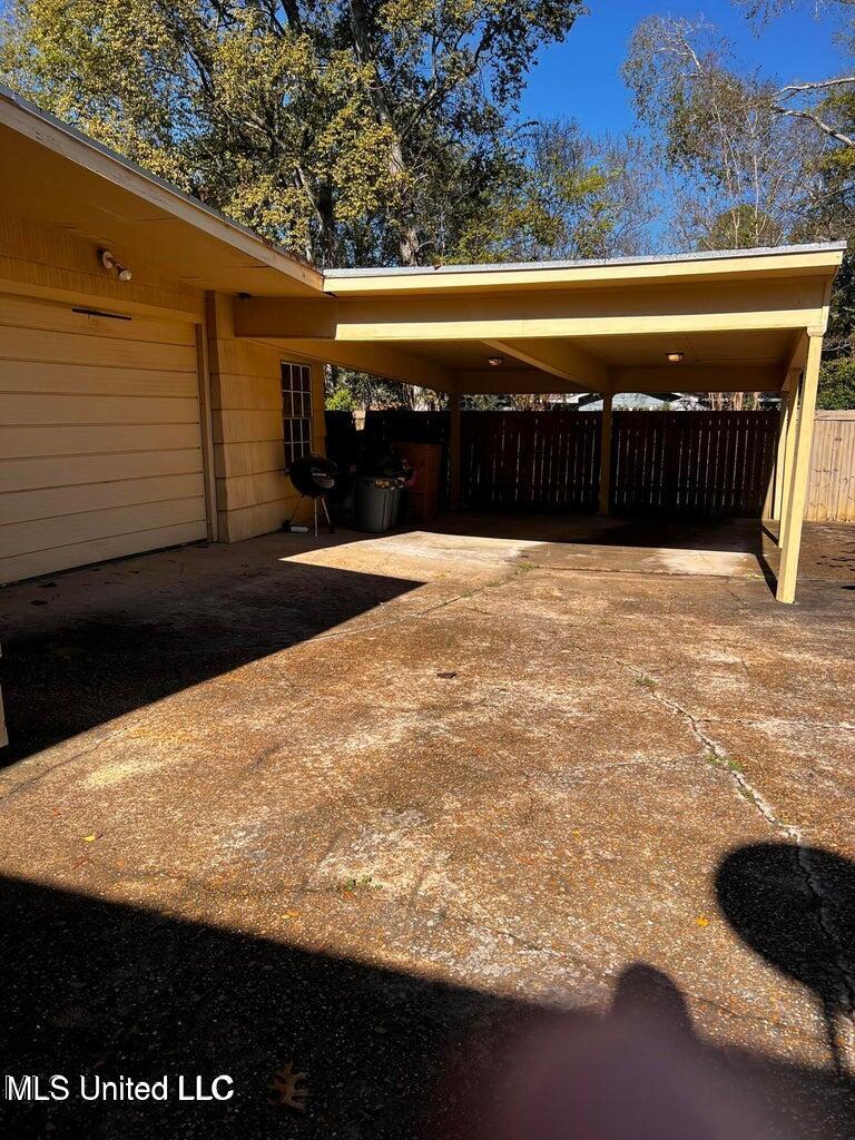 1404 Winchester Street Property Photo 29