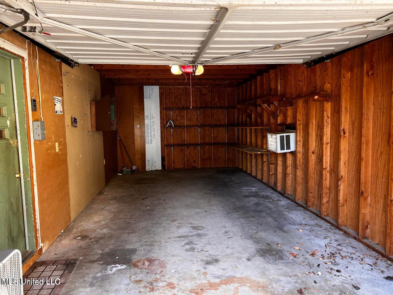1404 Winchester Street Property Photo 30