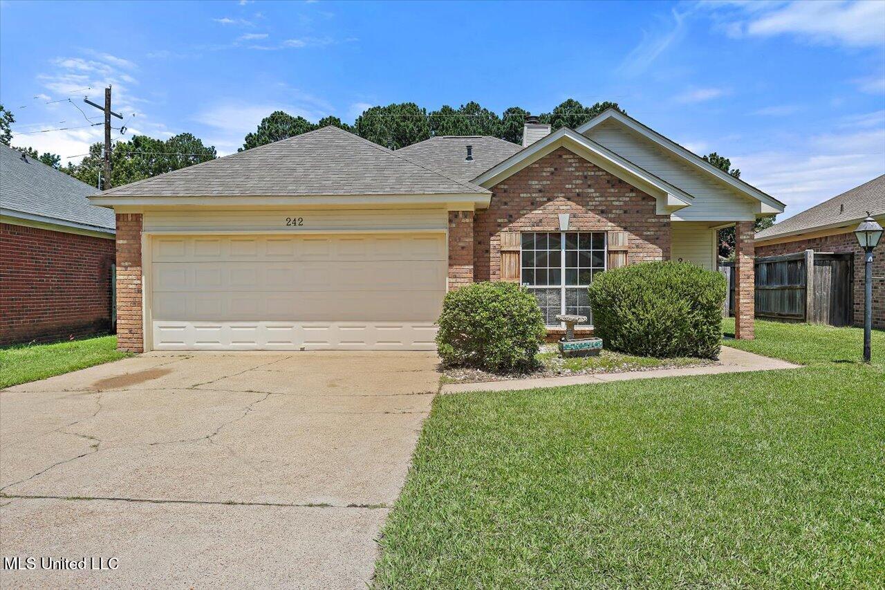 242 Commonwealth Avenue Property Photo 1
