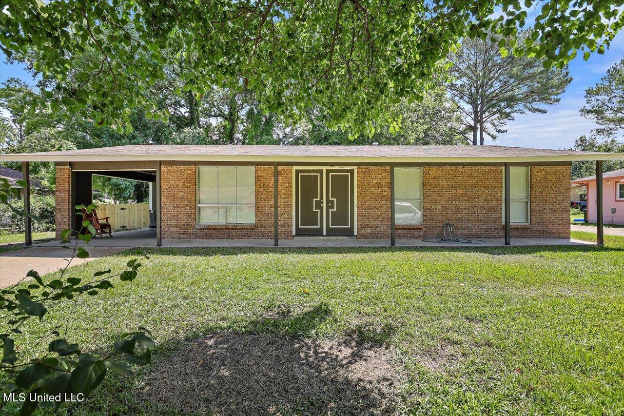 3530 N Flag Chapel Road Property Photo 1