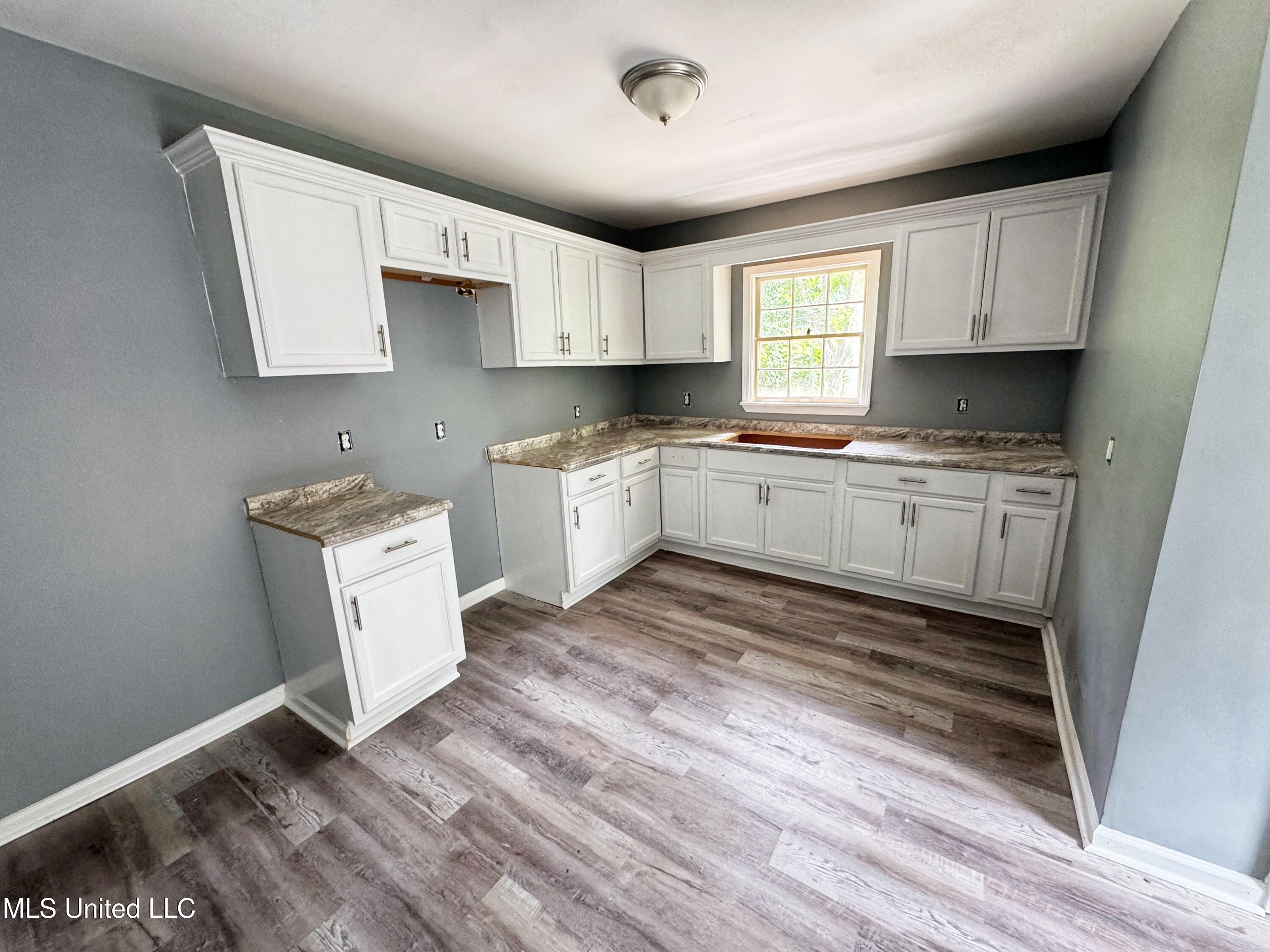 711 Catalpa Street Property Photo 3