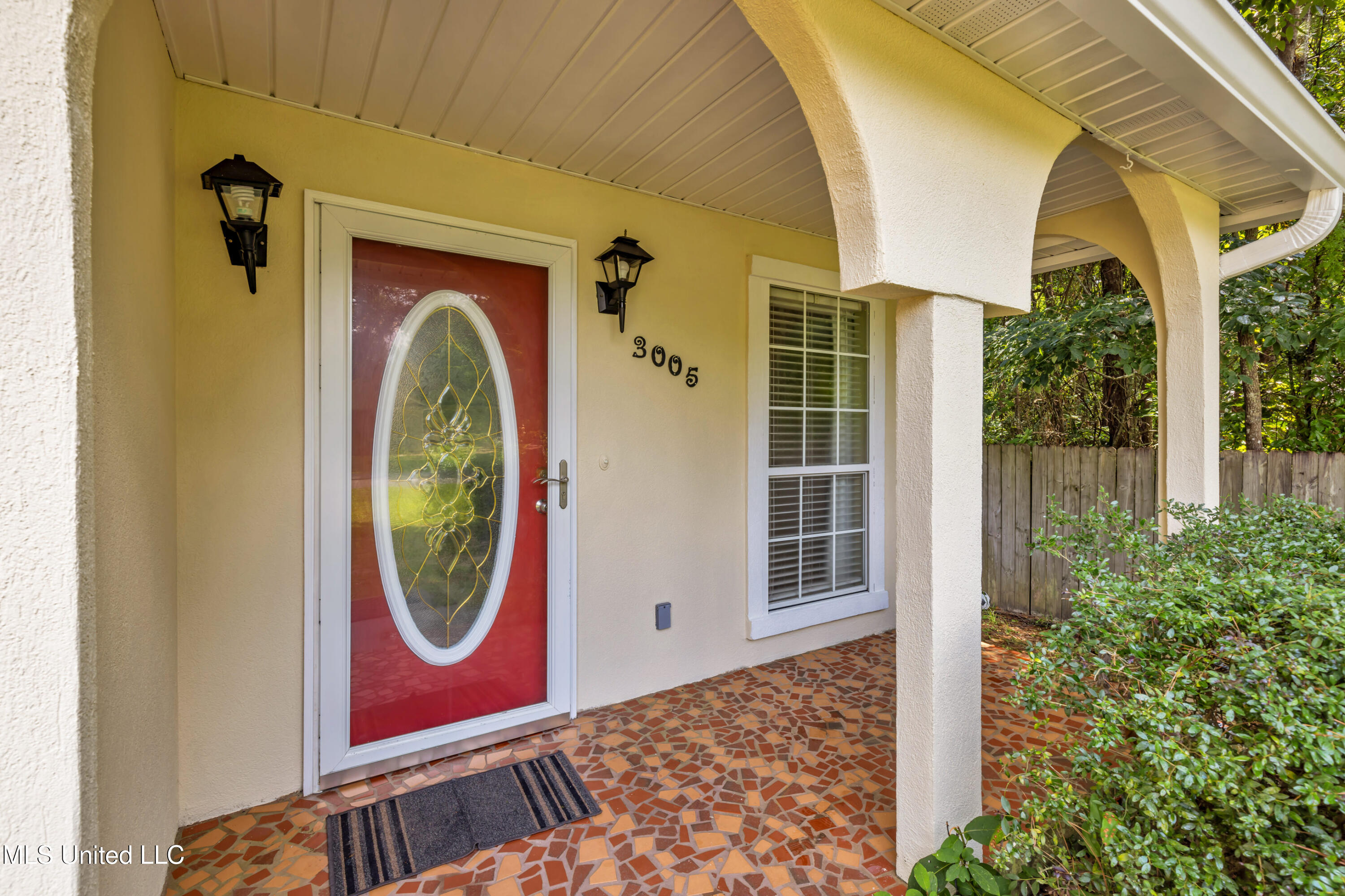 3005 Robalo Drive Property Photo 5