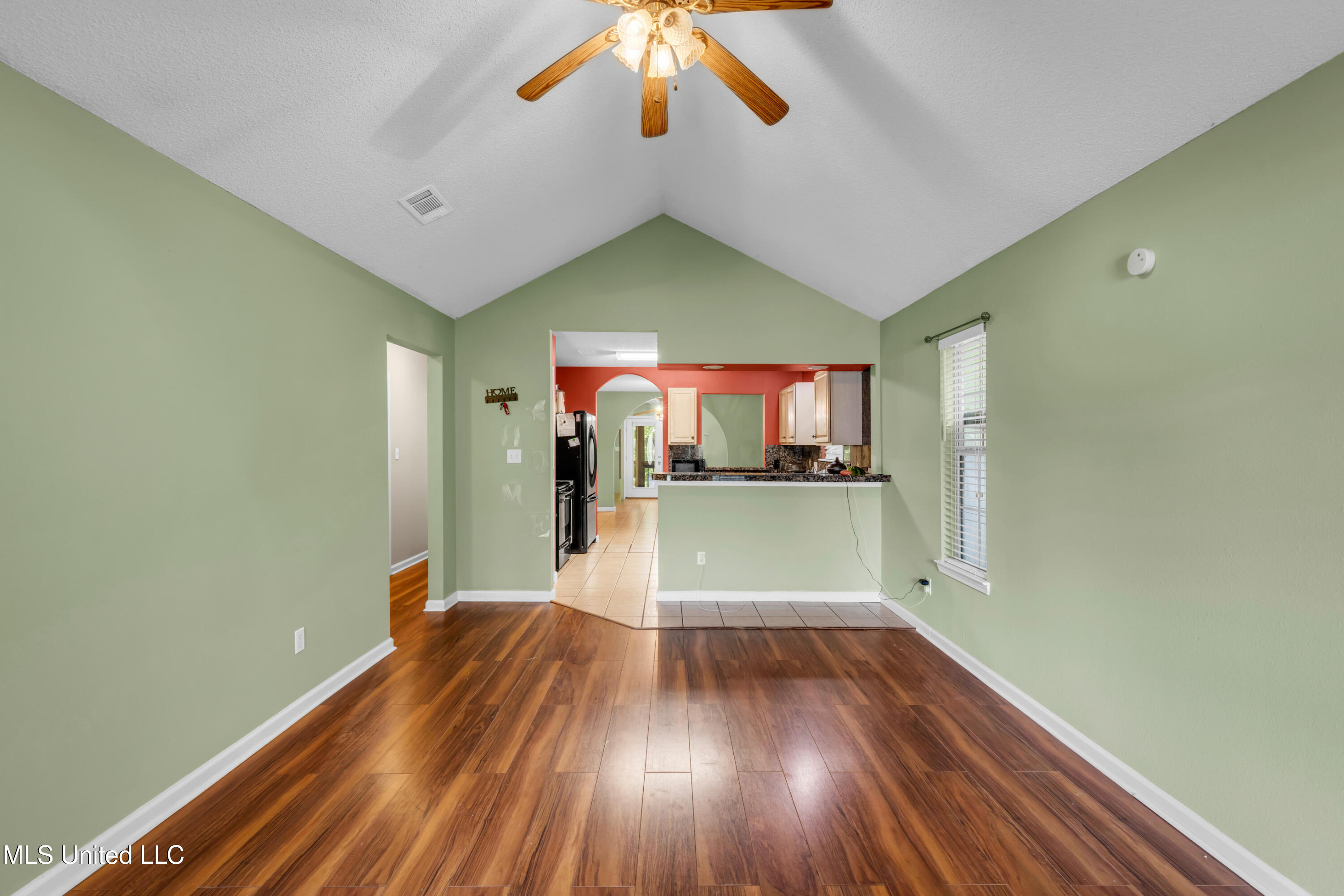 3005 Robalo Drive Property Photo 7