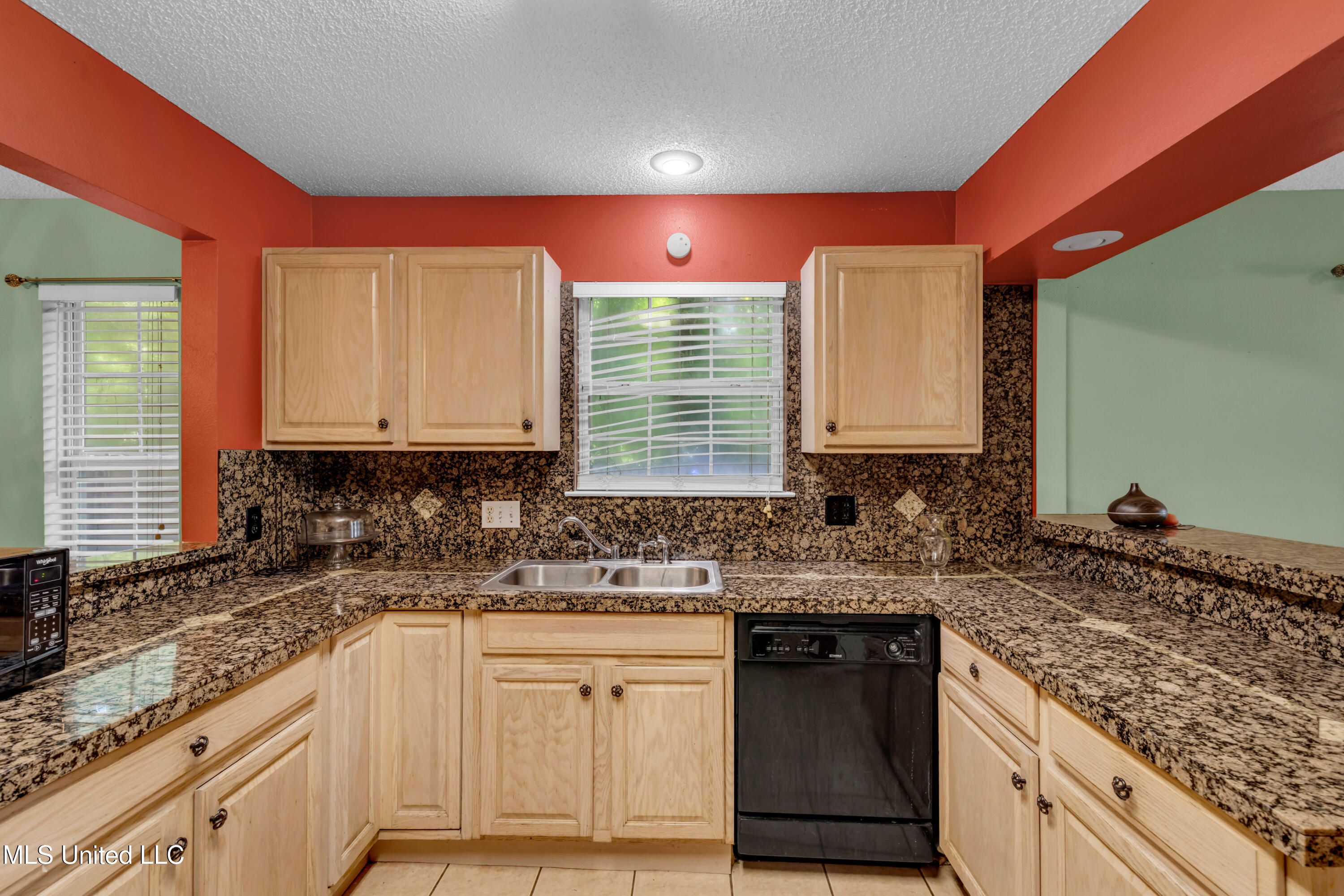 3005 Robalo Drive Property Photo 10