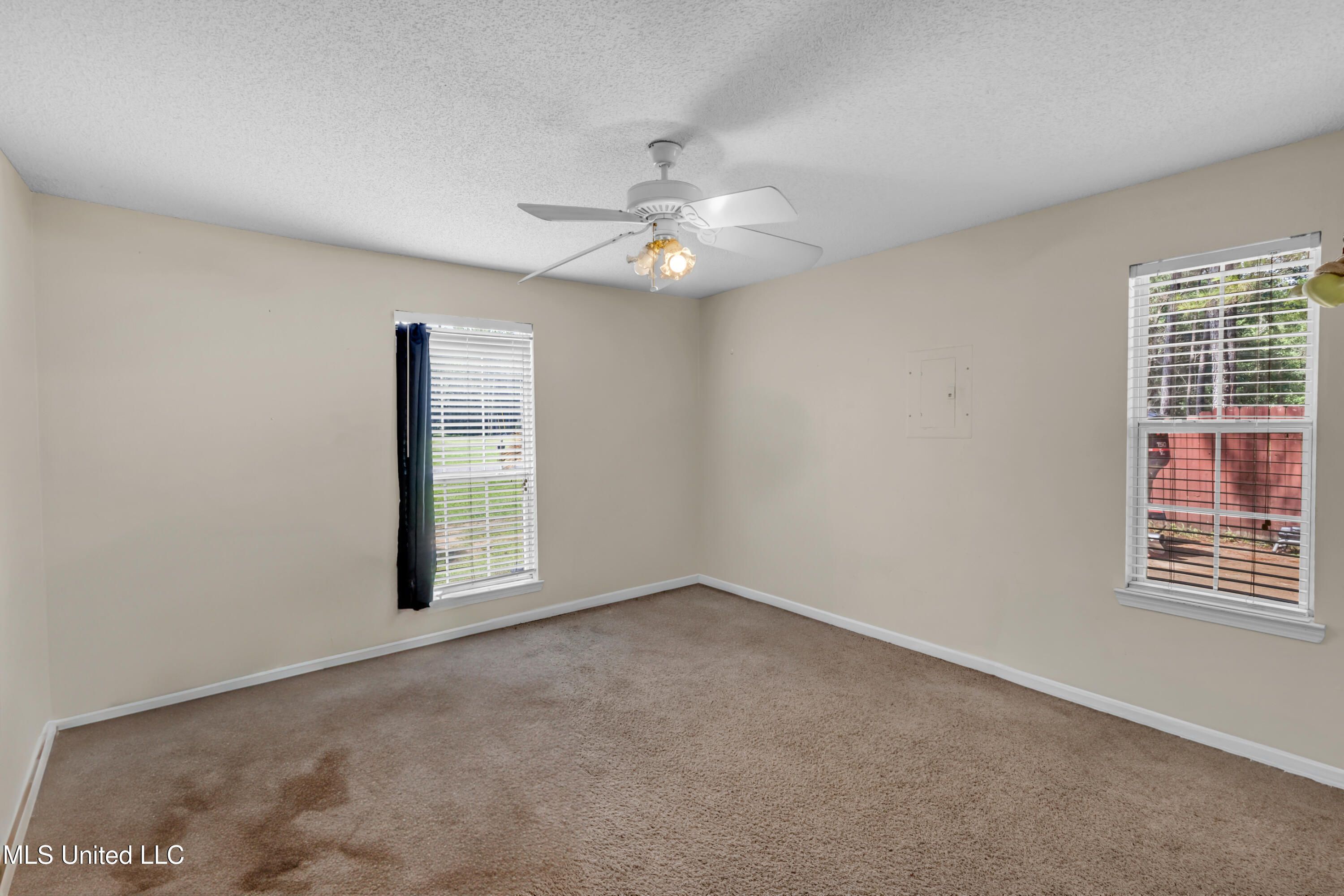 3005 Robalo Drive Property Photo 17