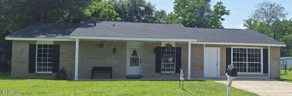 113 Warwick Street Property Photo 1