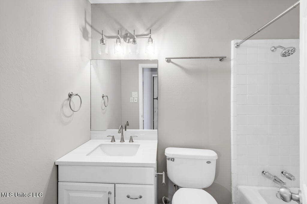 113 Warwick Street Property Photo 24