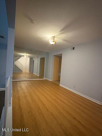 5125 Old Canton Road Property Photo 6