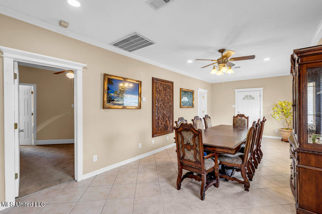 172 Hoxie Street Property Photo 10