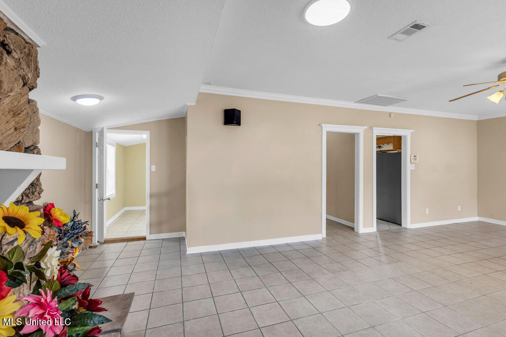 172 Hoxie Street Property Photo 18