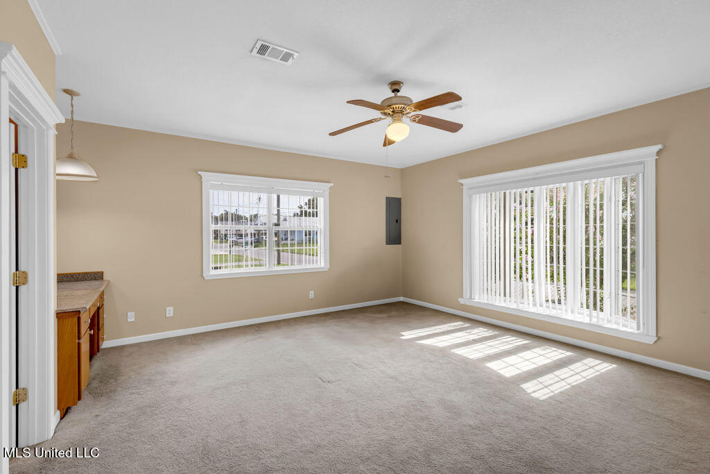 172 Hoxie Street Property Photo 20