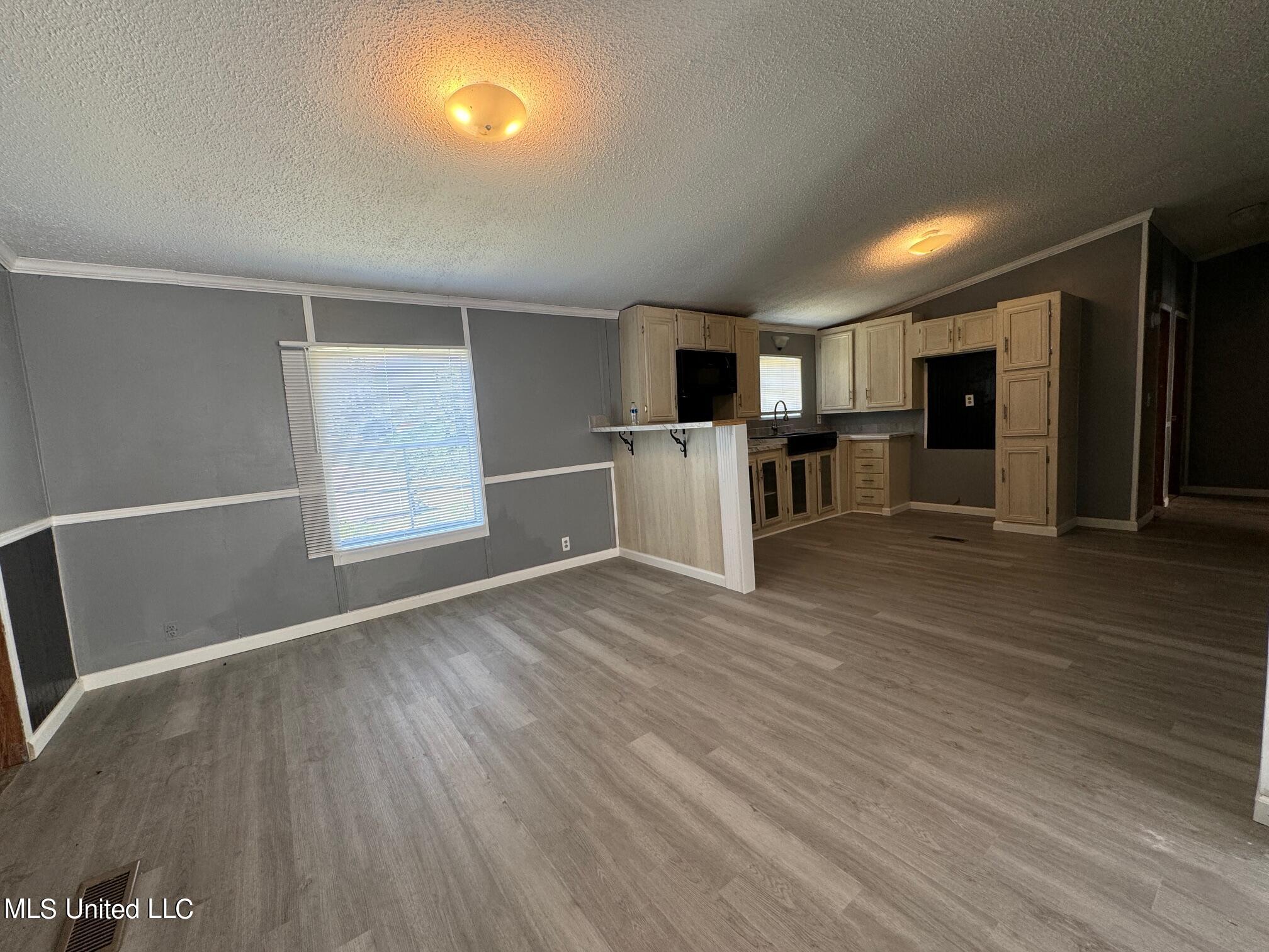 114 Pepper Ridge Road Property Photo 2