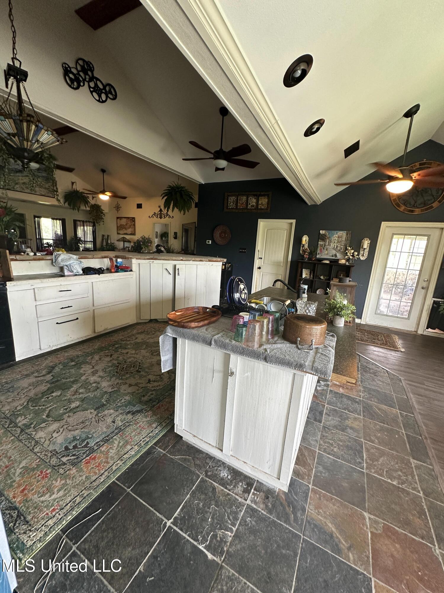 4360 Thirty Fifth Street Property Photo 13