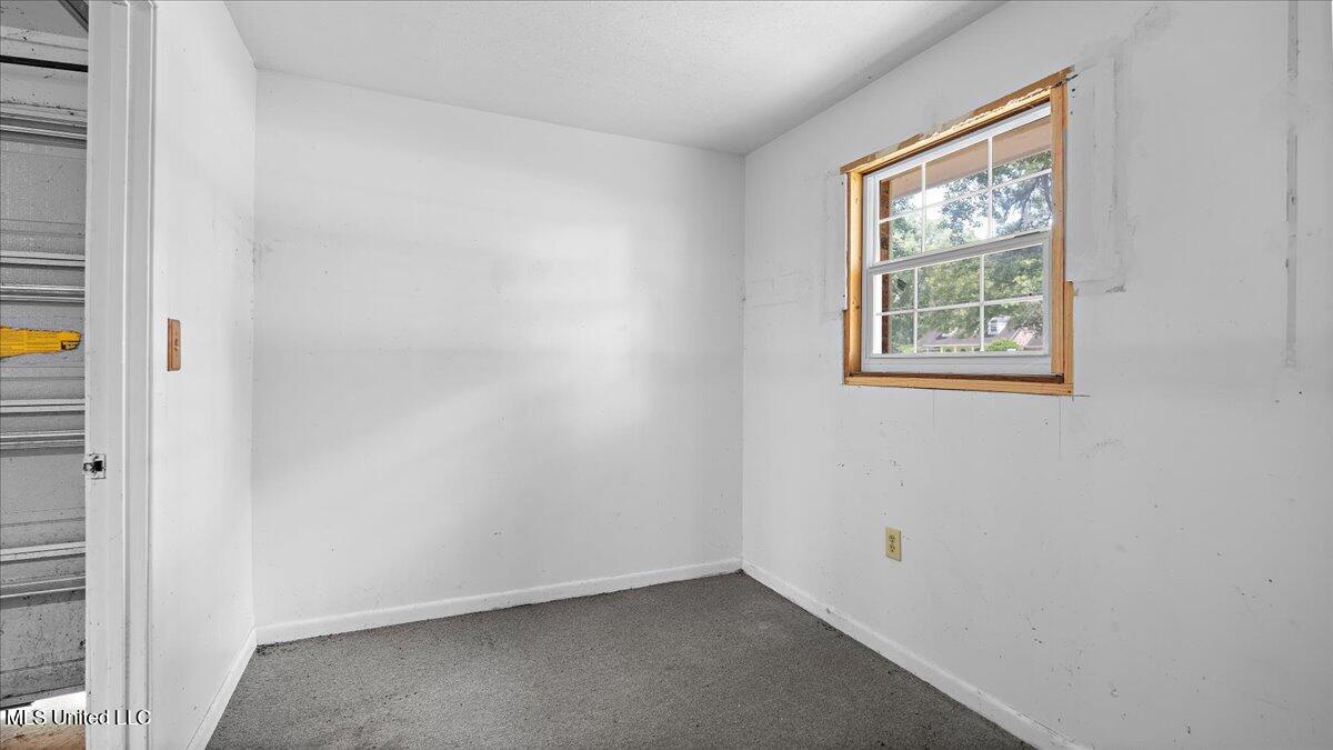 1172 Rockett Drive Property Photo 28