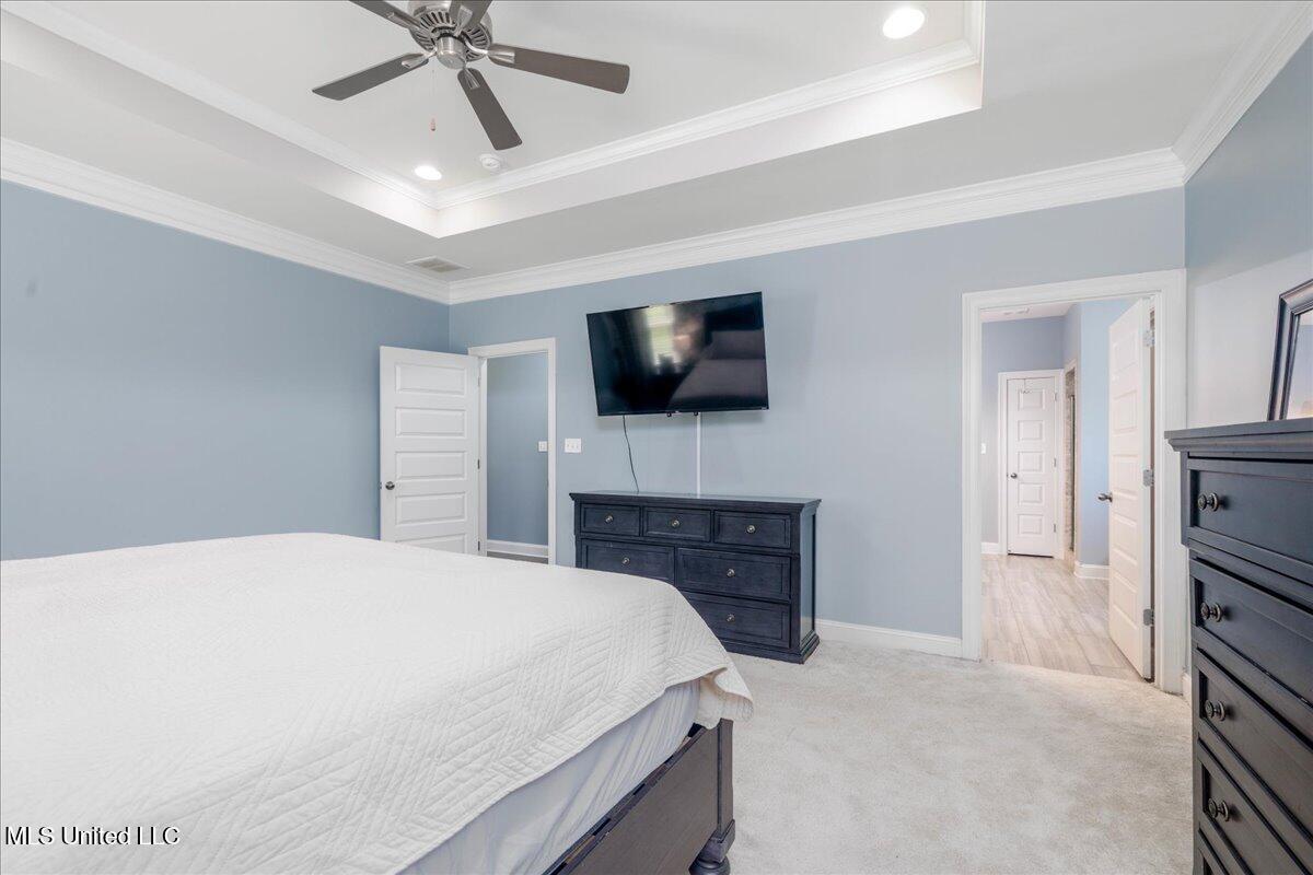 160 Oak Manor Drive Property Photo 20